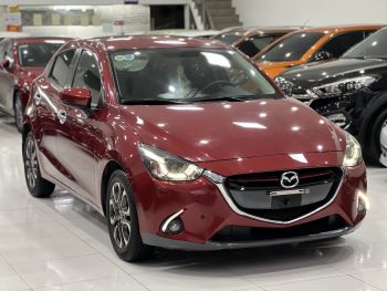 Mazda 2 1.5 AT 2016