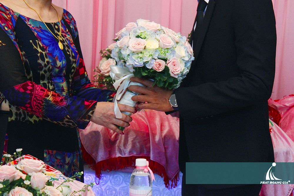 hoa cưới cầm tay cho cô dâu 3