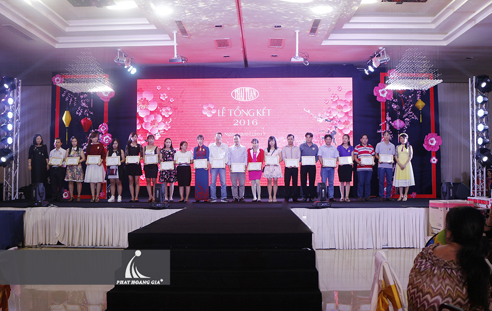 Lễ Tổng kết 2016 Công ty CP Tập đoàn Thái Tuấn 9
