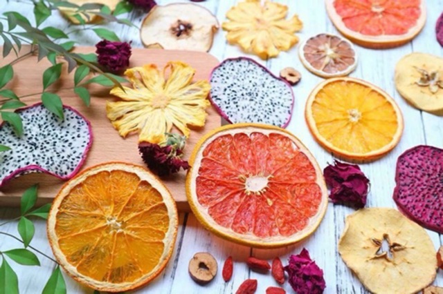 Ăn hoa quả sấy giúp giảm cân