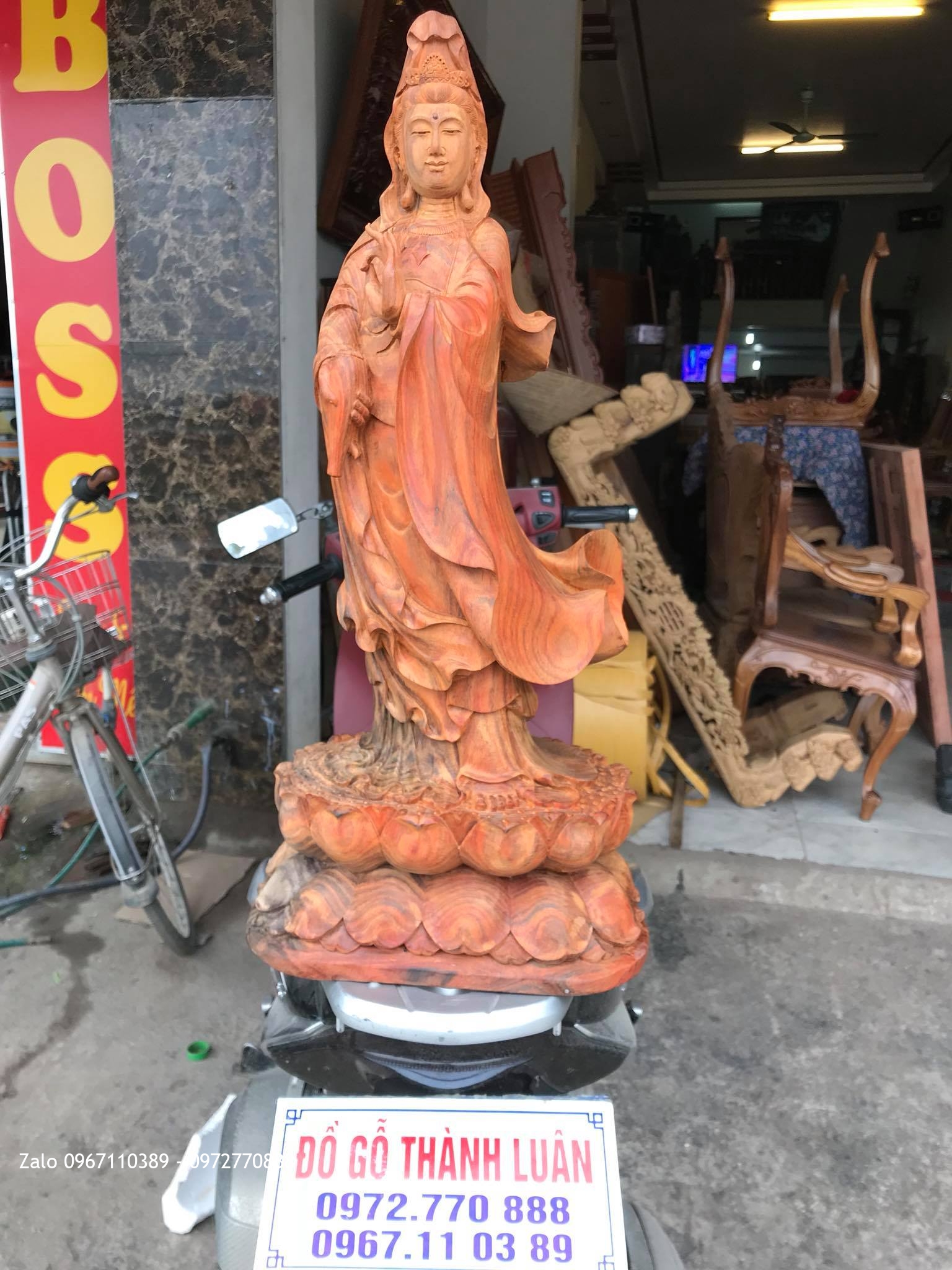 Tượng Phật Bà Quan Âm Gỗ Trắc Đỏ. A Toàn Nha Trang