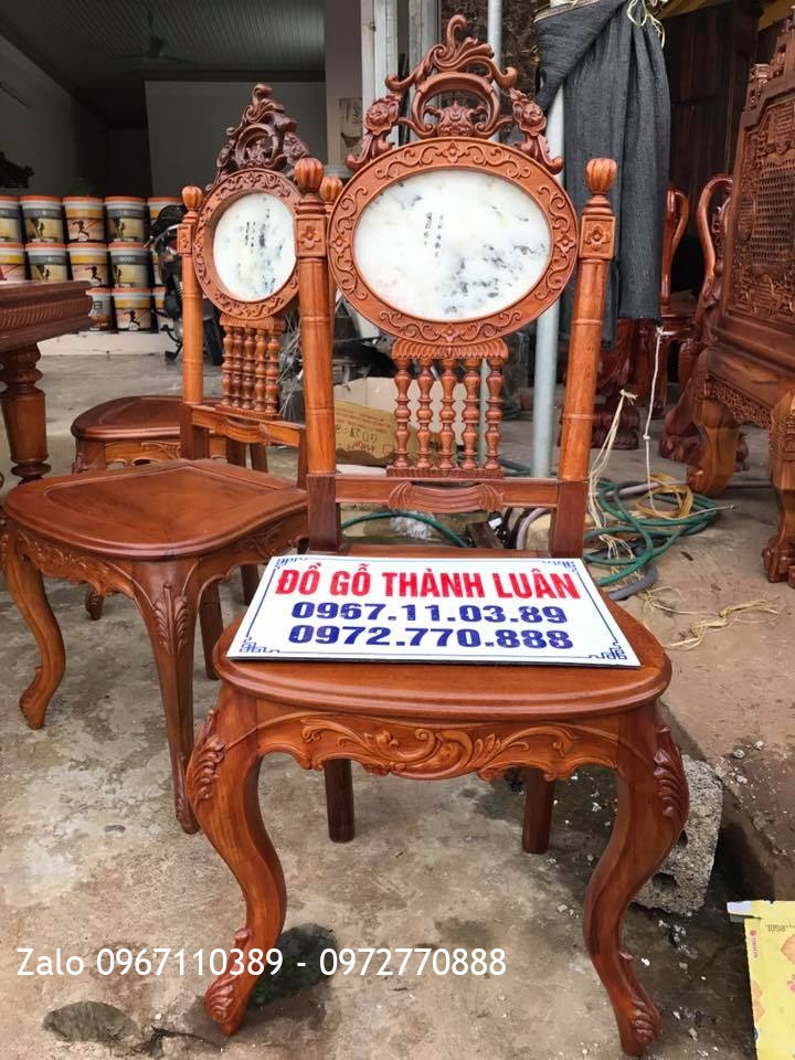 Bộ bàn ghế ăn vách đá Mẫu Đồng Hồ Pháp Cổ. Khách Hà Tĩnh