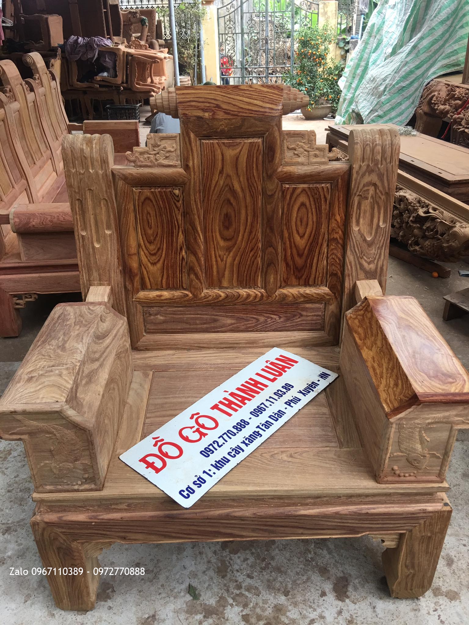 Bộ bàn ghế âu á hộp gỗ hương vân đỏ Nam Phi 8 món (VÂN VÍP) 