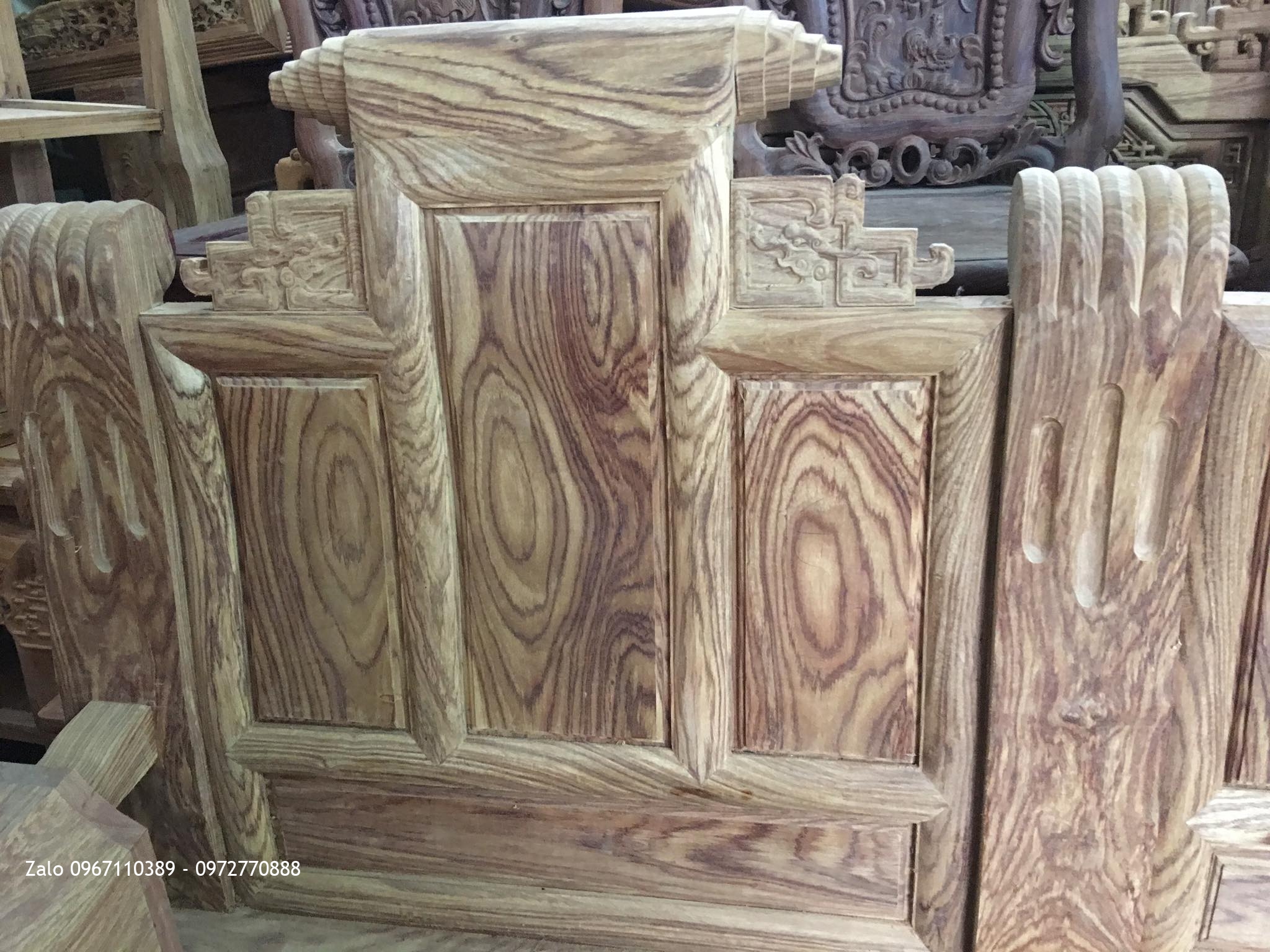 Bộ bàn ghế âu á hộp gỗ hương vân đỏ Nam Phi 8 món (VÂN VÍP) : 