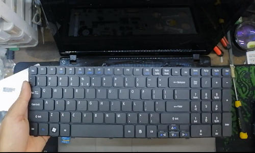 Thay bàn phím laptop Acer