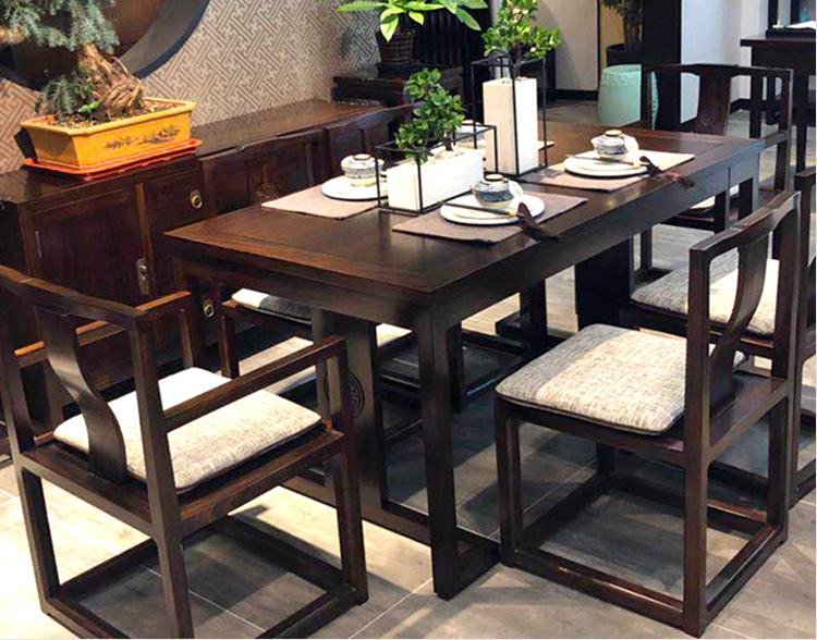 Bàn ghế trong nhà hàng của bạn cần được cập nhật, thay thế bằng những sản phẩm mới, đẹp và vừa ý với phong cách của mình? Chúng tôi bán những chiếc bàn ghế nhà hàng gỗ tự nhiên cao cấp chất lượng đặc biệt, mang lại sự đáng tin cậy và đẳng cấp. Các chi tiết của sản phẩm được tinh tế từng millimet, đem lại không gian trang trọng, đẳng cấp và sang trọng cho nhà hàng của bạn.