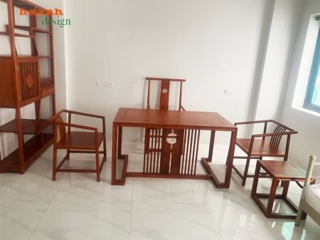 Bàn ghế phòng trà đời Minh gỗ gõ đỏ hoàn thành cho khách hàng tại Hà Nội