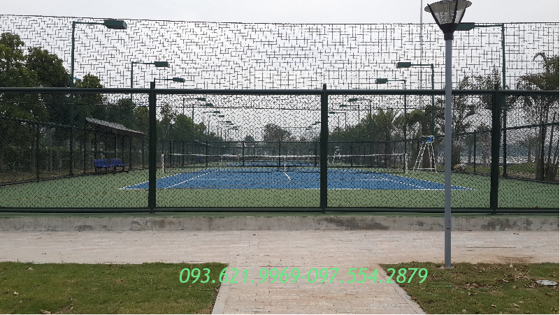 Sân tennis cỏ nhân tạo 2