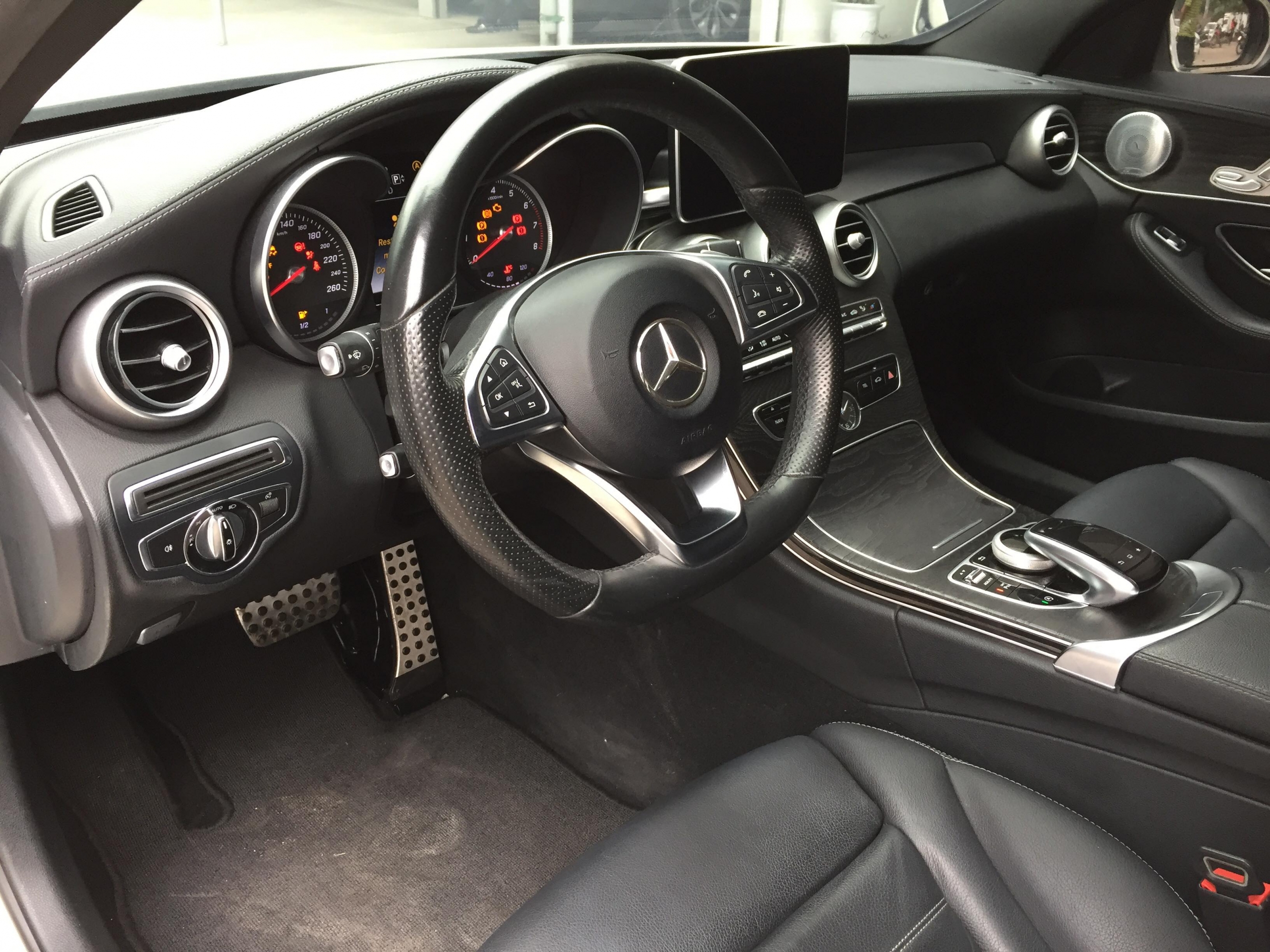 Mercedes Benz C250 AMG 2015 - 11