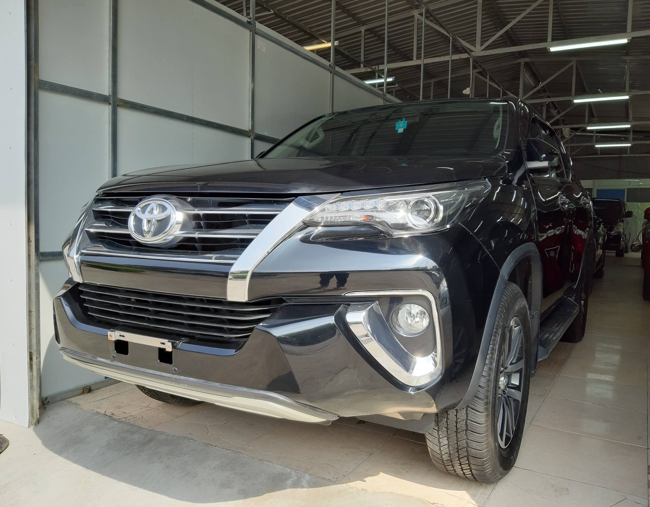 Toyota Fortuner 2.7AT 2017 - 3