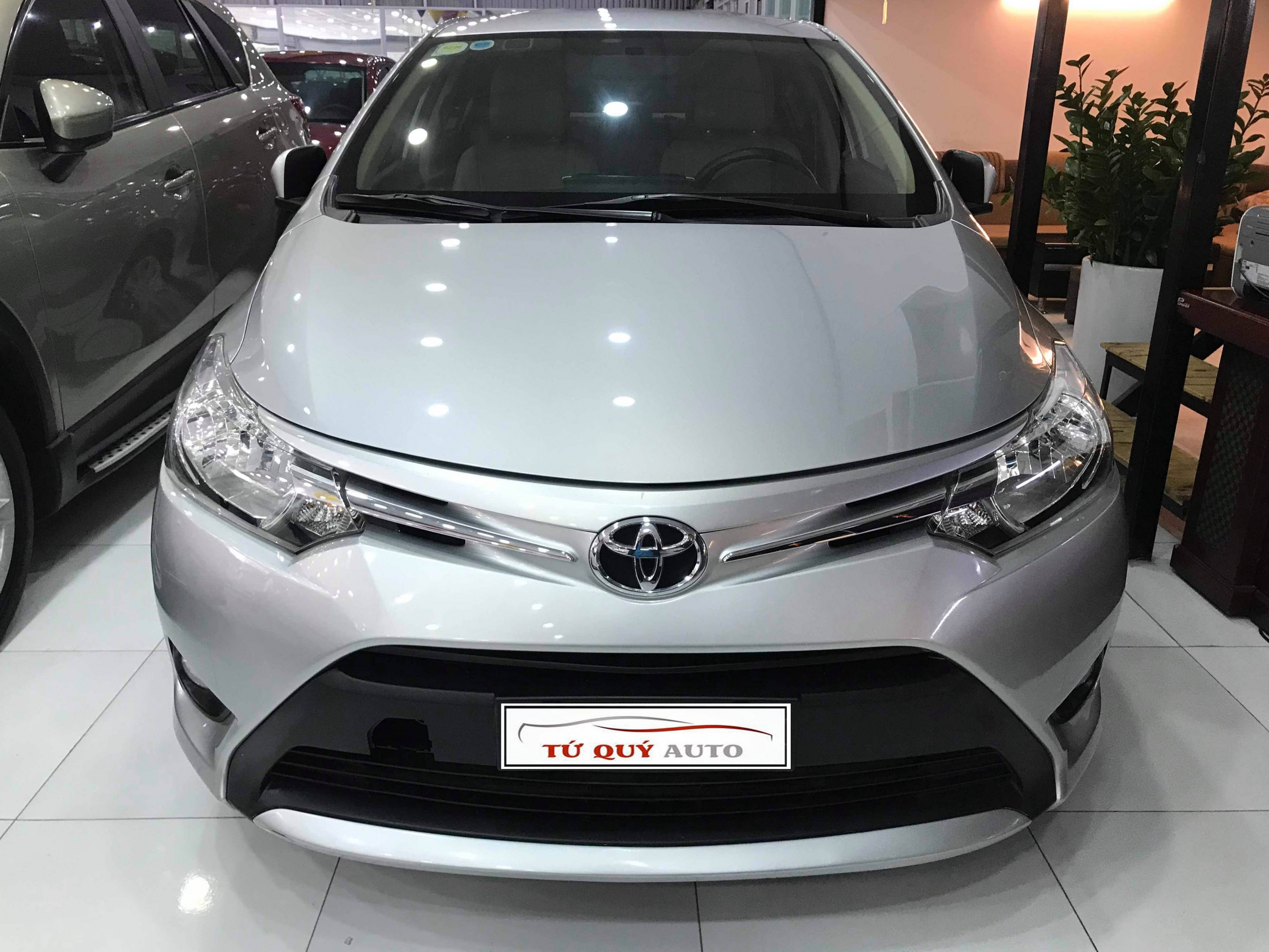 Xe Toyota Vios E 1.5MT 2017 - Bạc