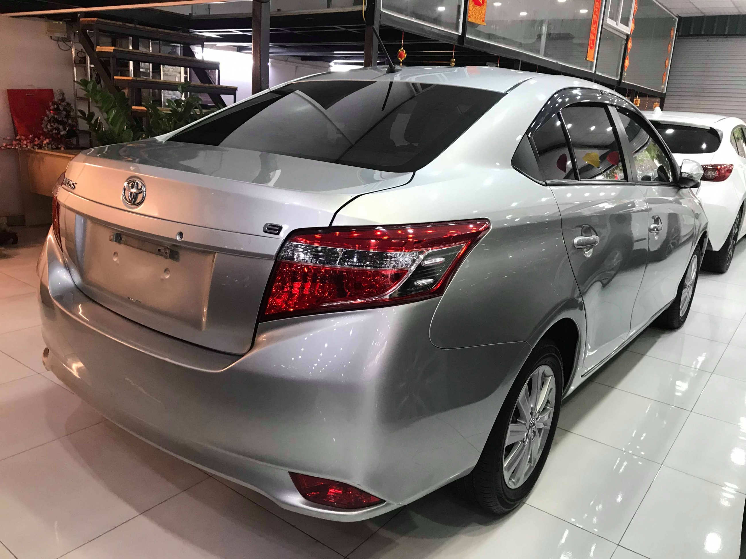 Toyota Vios E 2017 - 4
