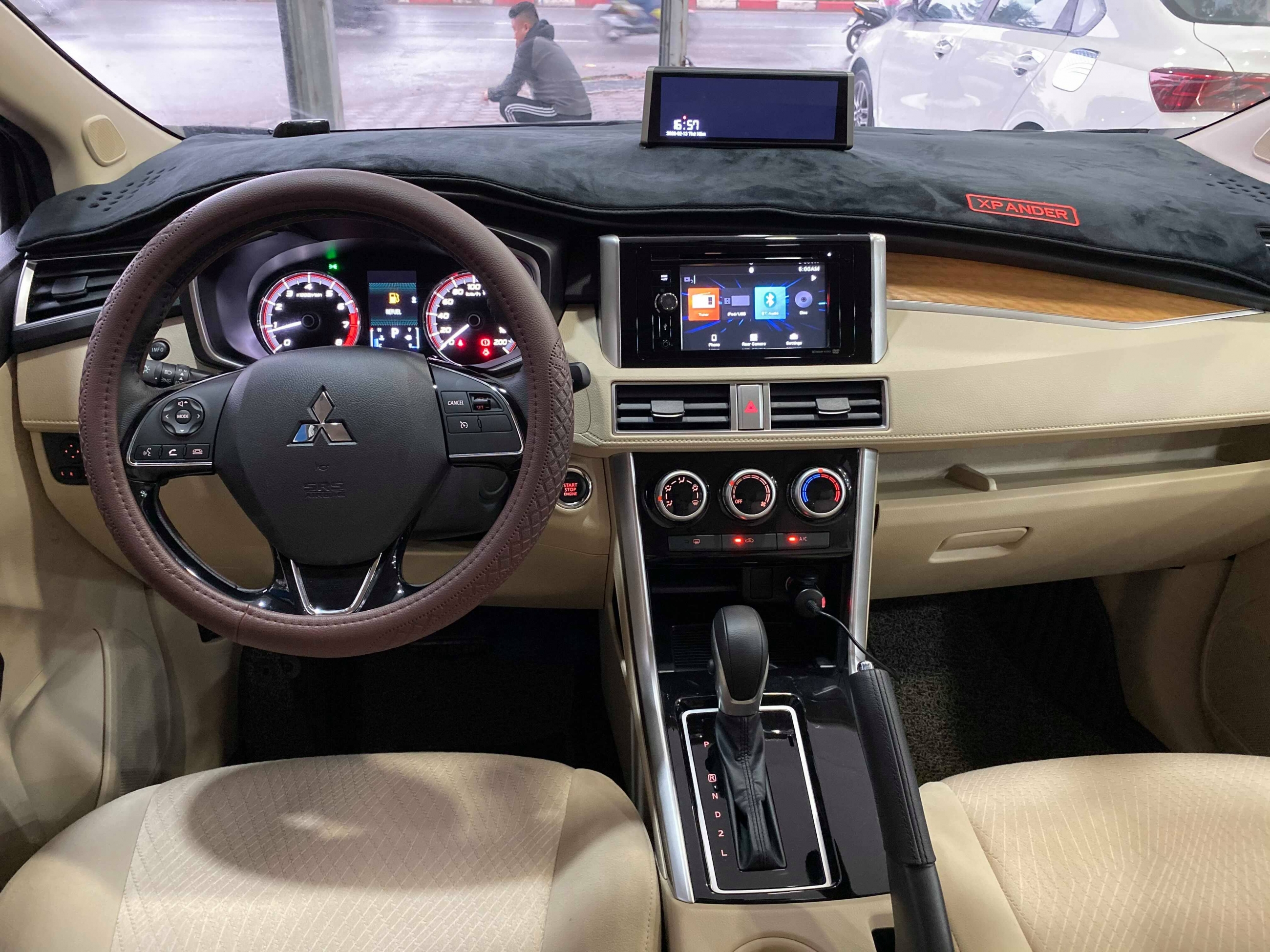 Mitsubishi Xpander 1.5AT 2019 - 6