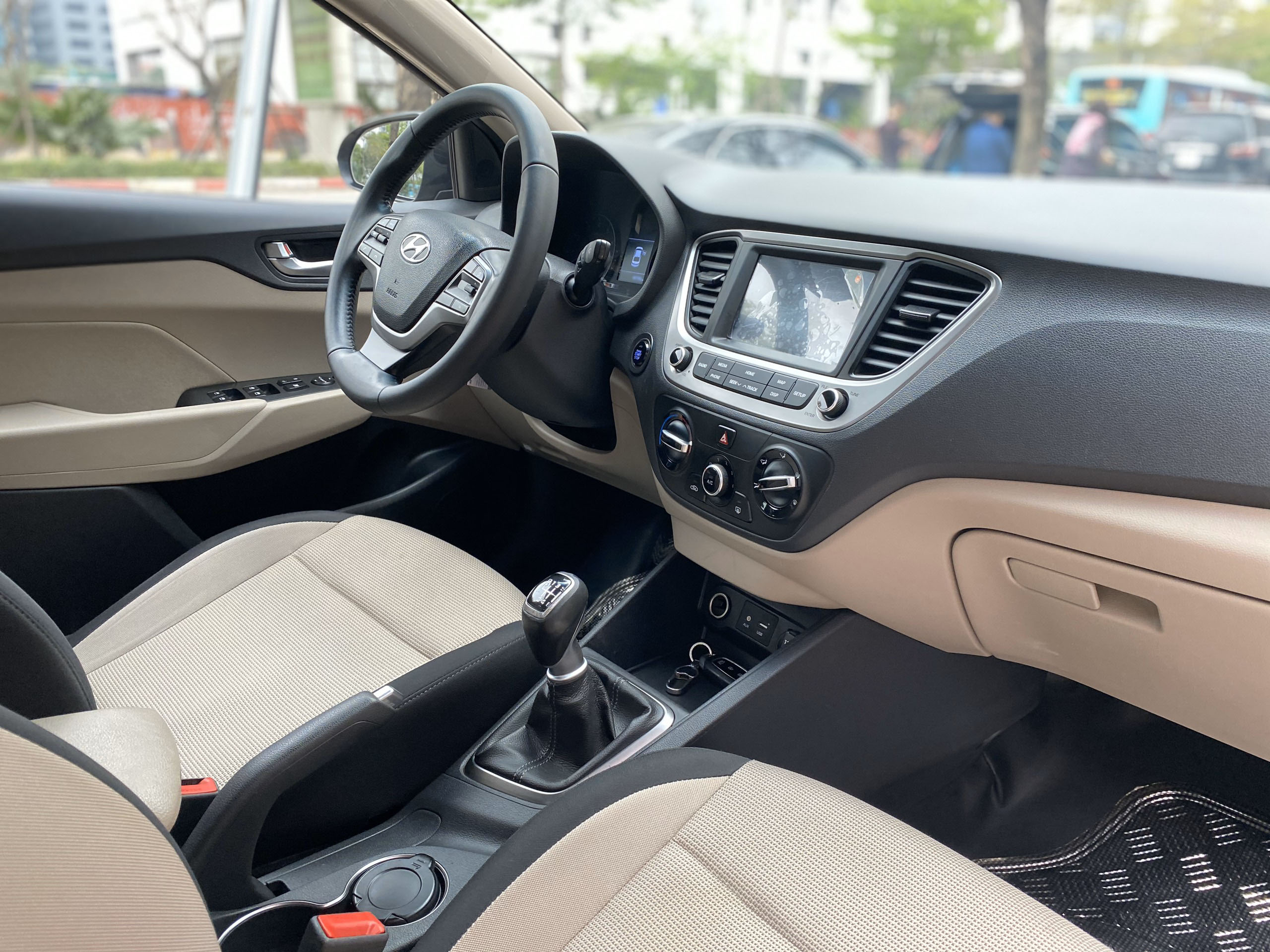 Hyundai Accent 1.4MT 2019 - 6