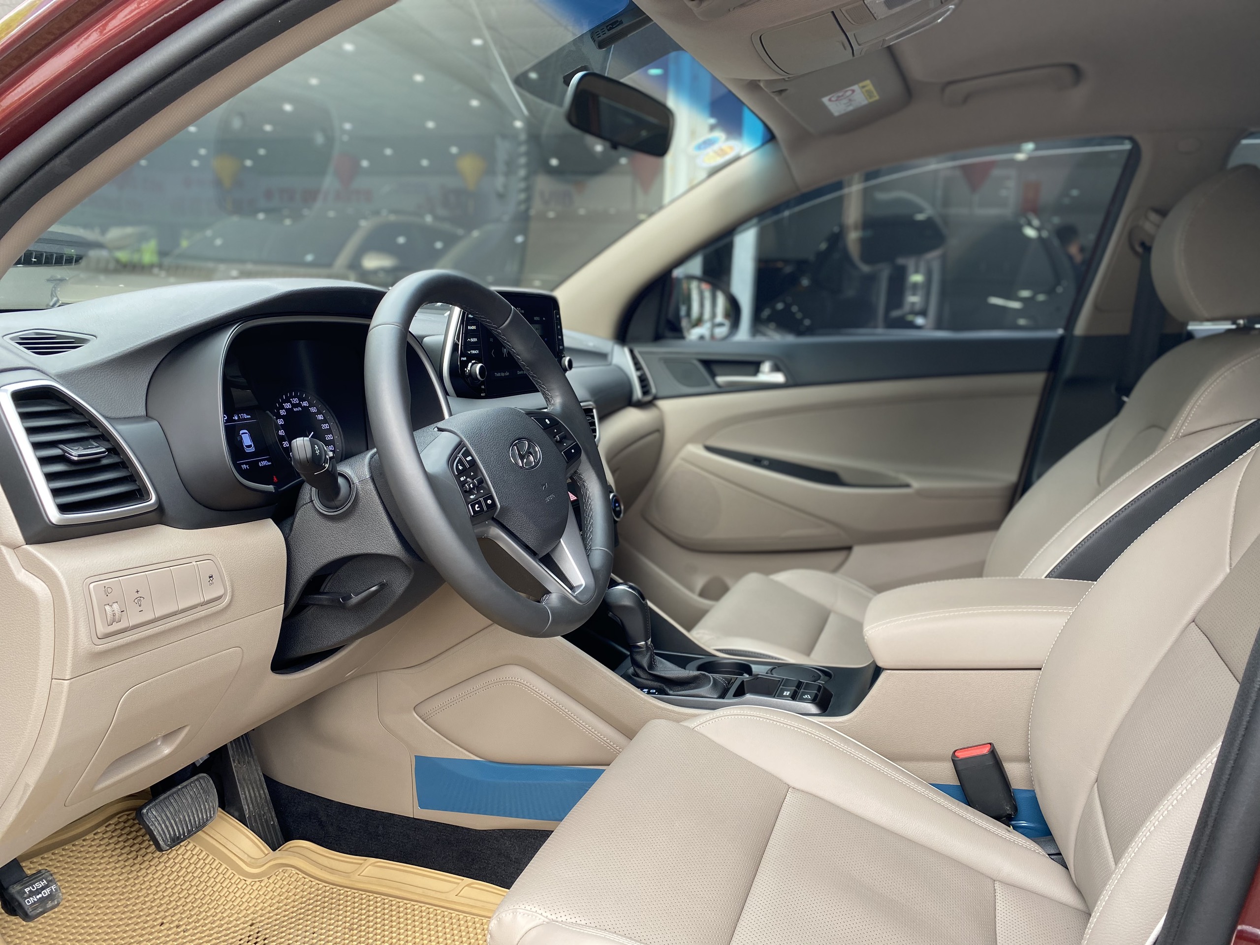 Hyundai Tucson 2.0AT 2019 - 8