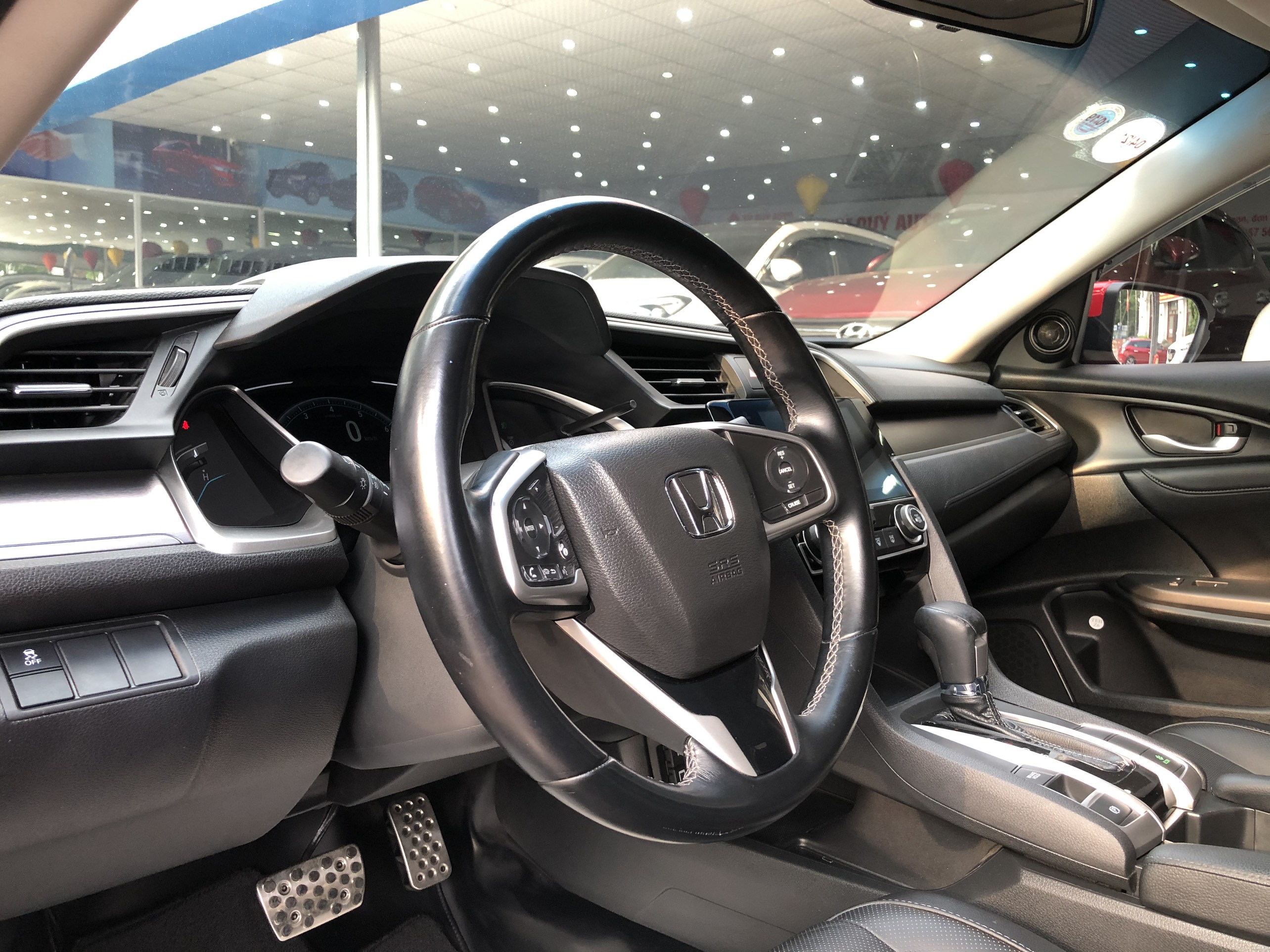 Honda Civic 1.5AT 2018 - 8