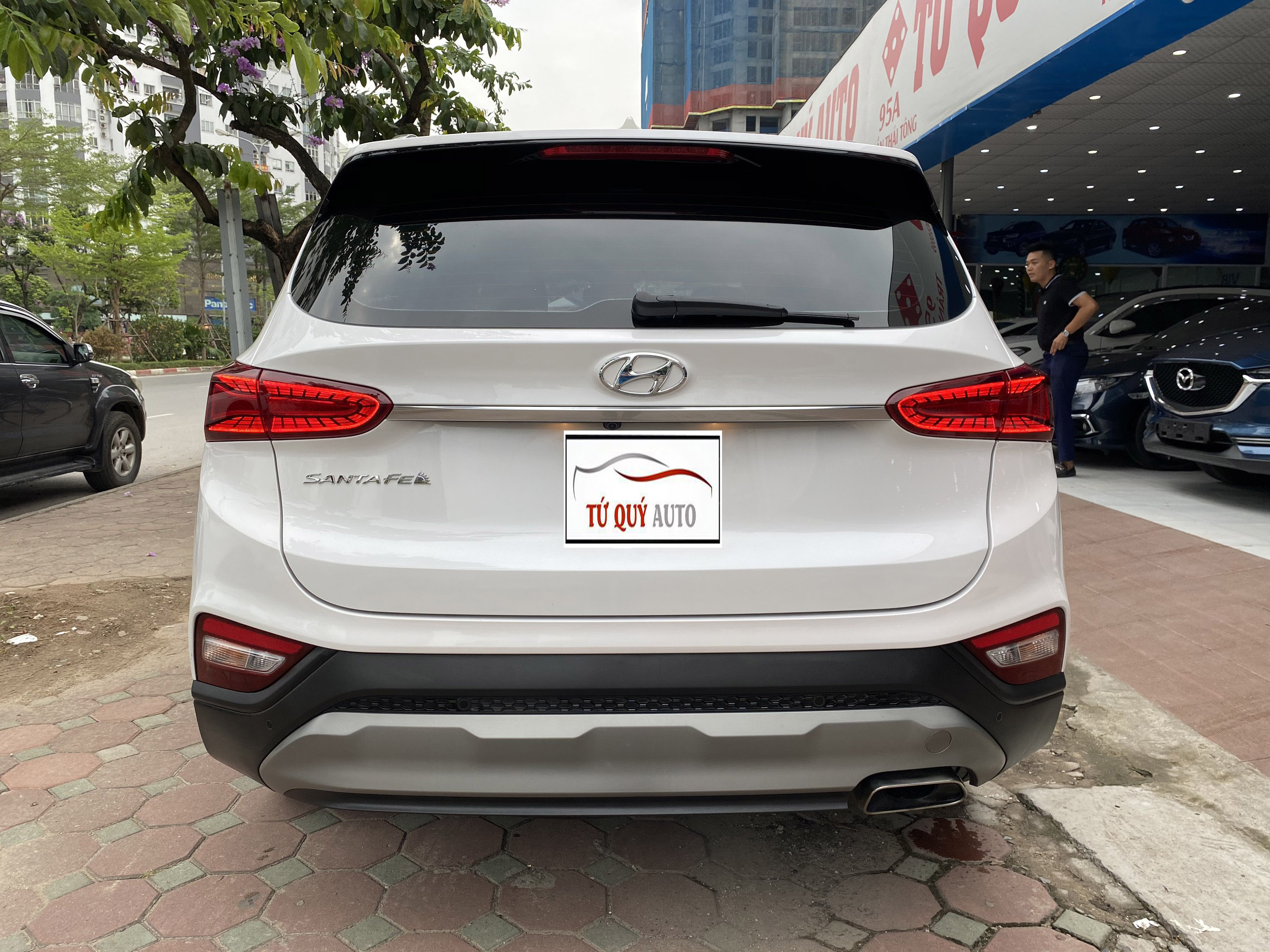 Hyundai Santa-Fe 2.4AT 2019 - 2