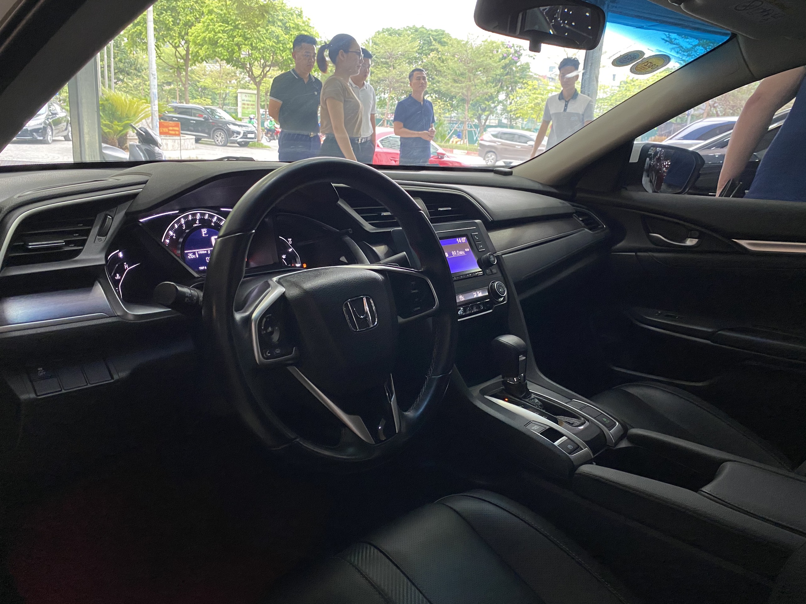 Honda Civic 1.8E 2018 - 7