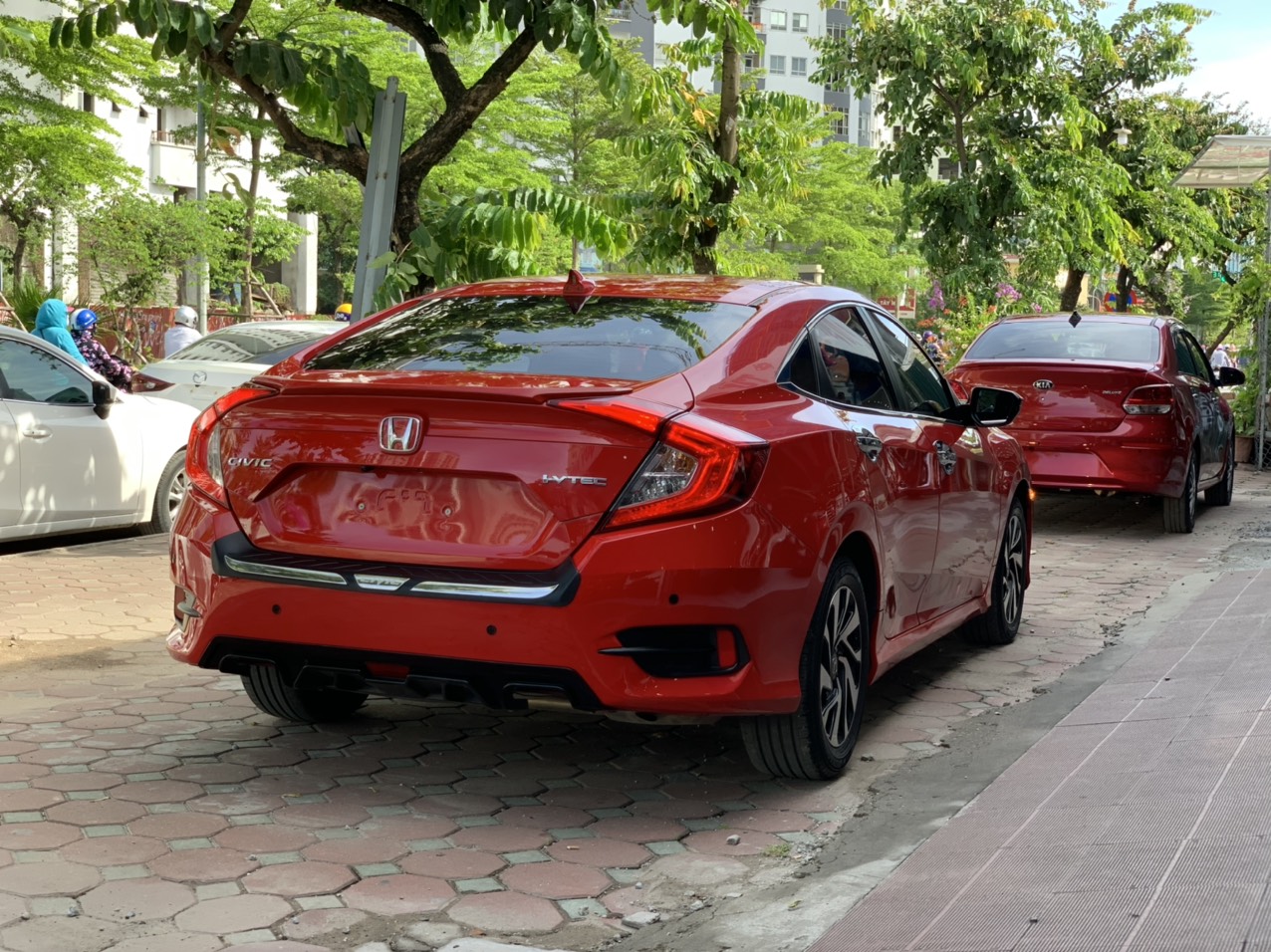 Honda Civic 1.8E 2018 - 4
