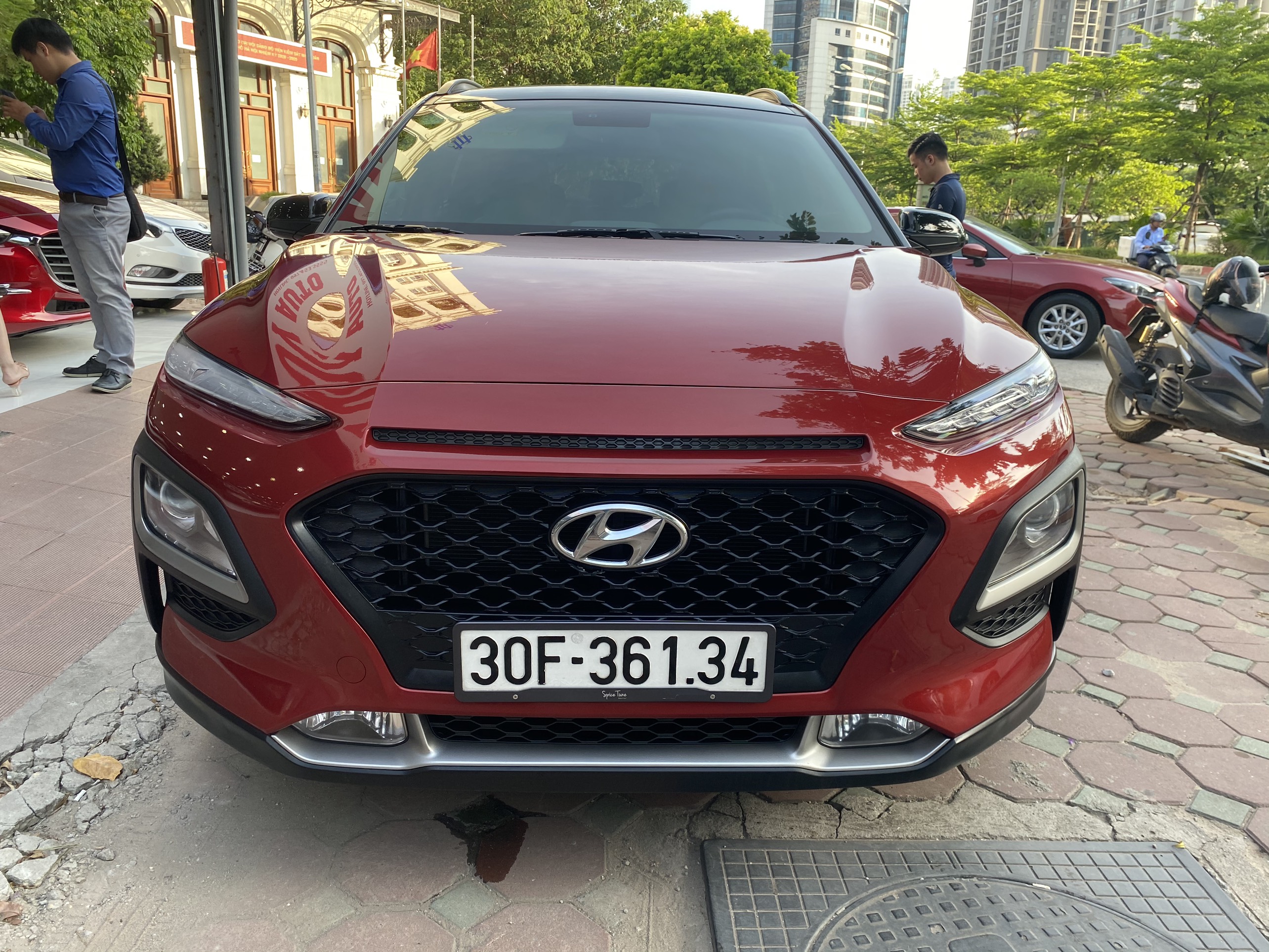 Xe Hyundai Kona 2.0AT 2018 - Đỏ T/C