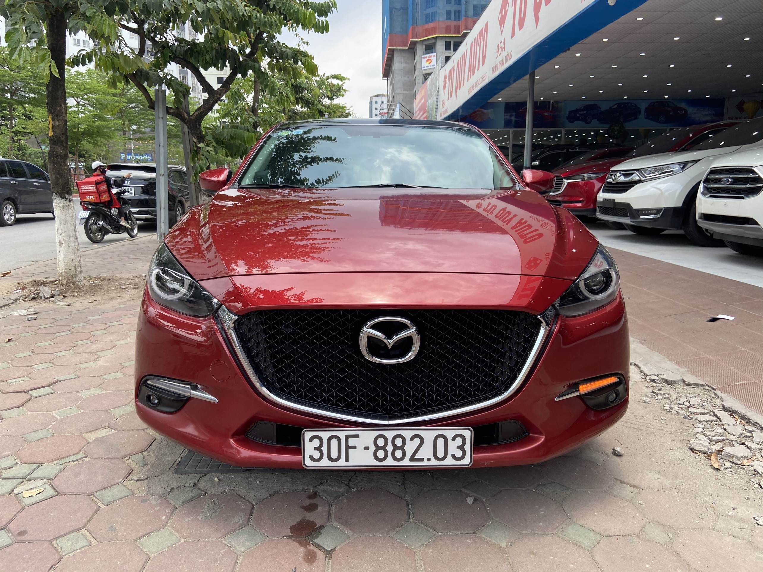 Xe Mazda 3 Sedan 1.5AT 2017 - Đỏ Facelift