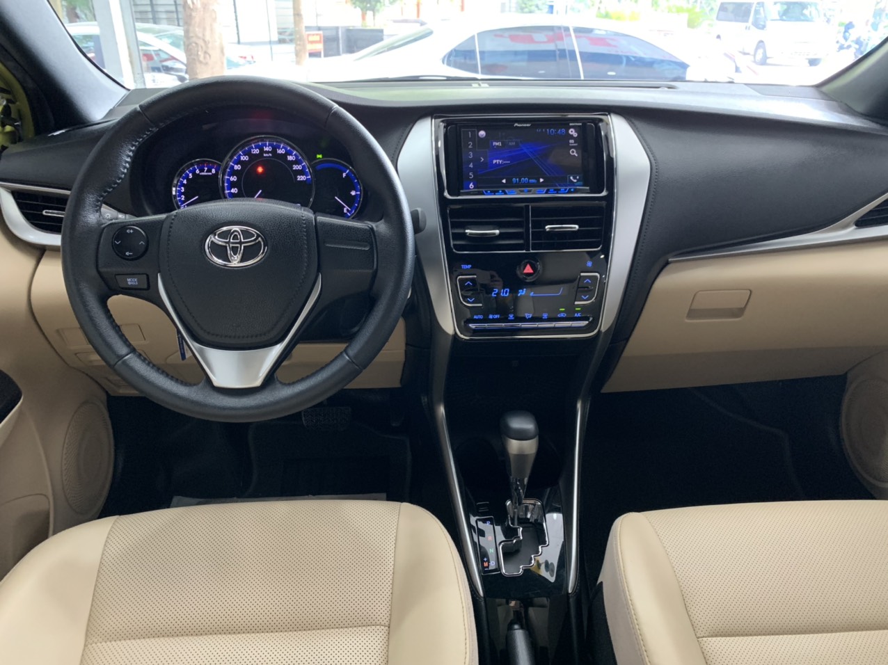 Toyota Yaris 1.5G 2018 - 6