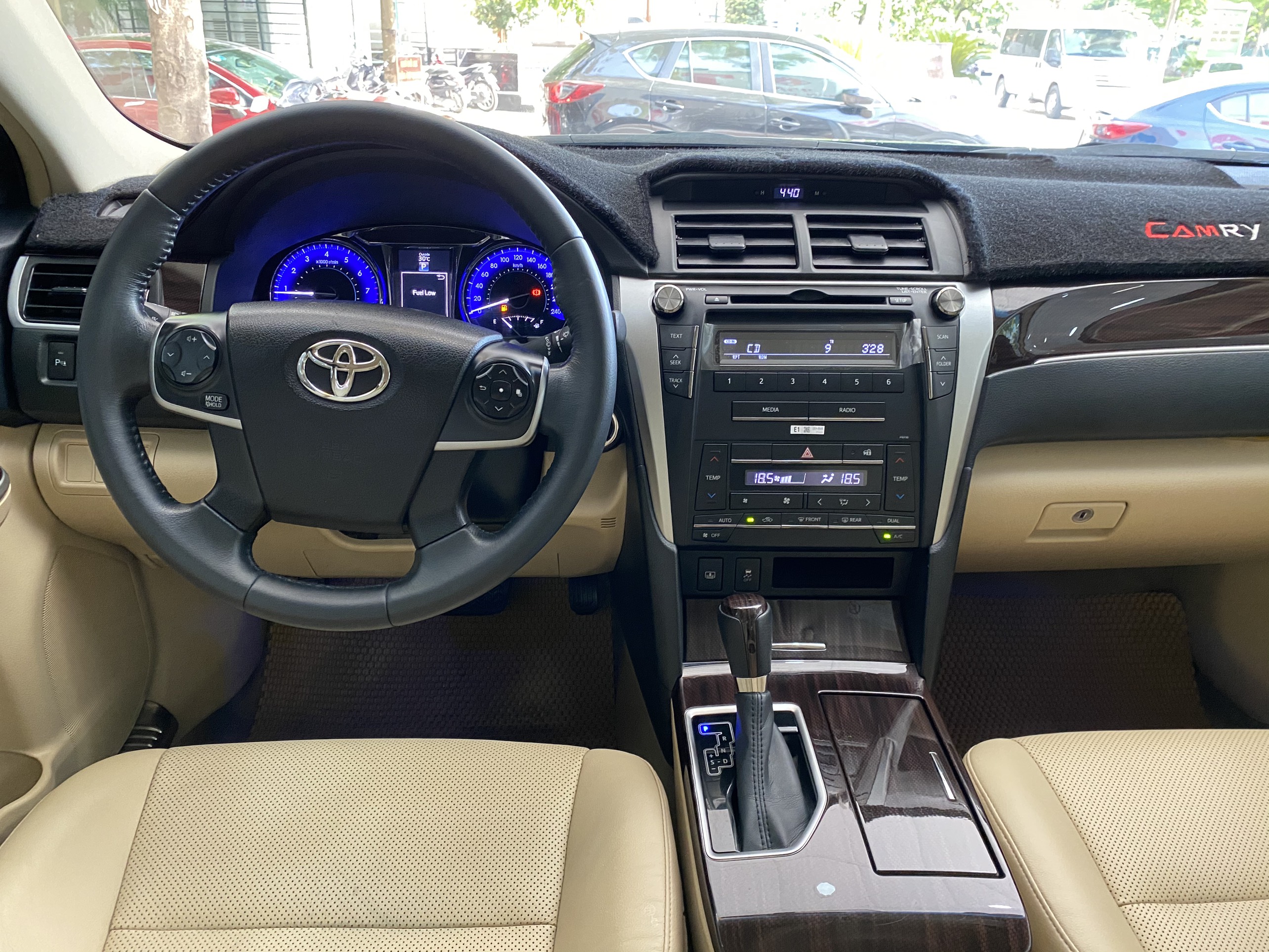 Toyota Camry 2.0E 2019 - 6