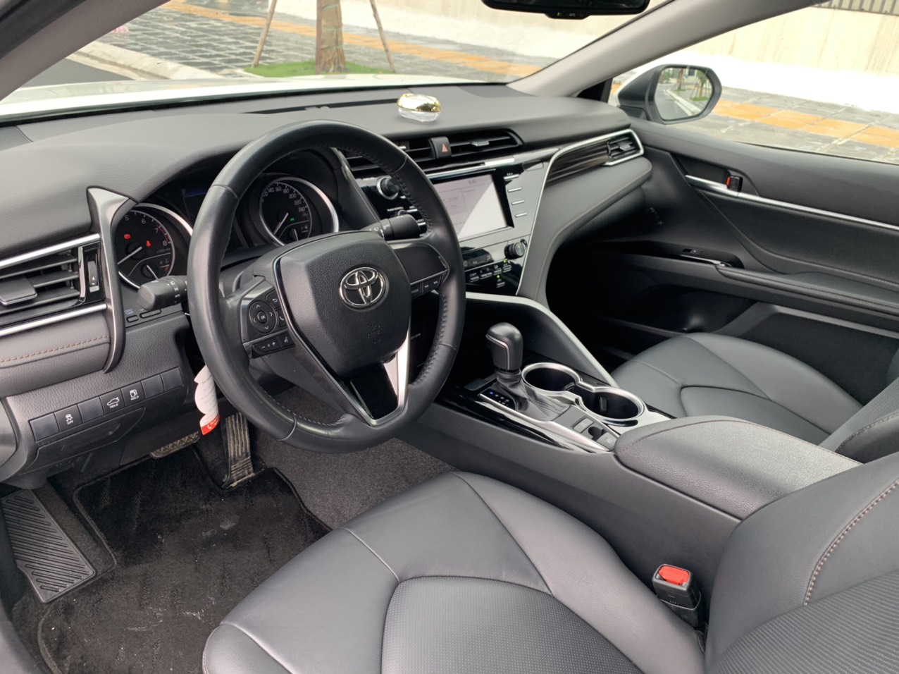 Toyota Camry 2.0G 2019 - 8