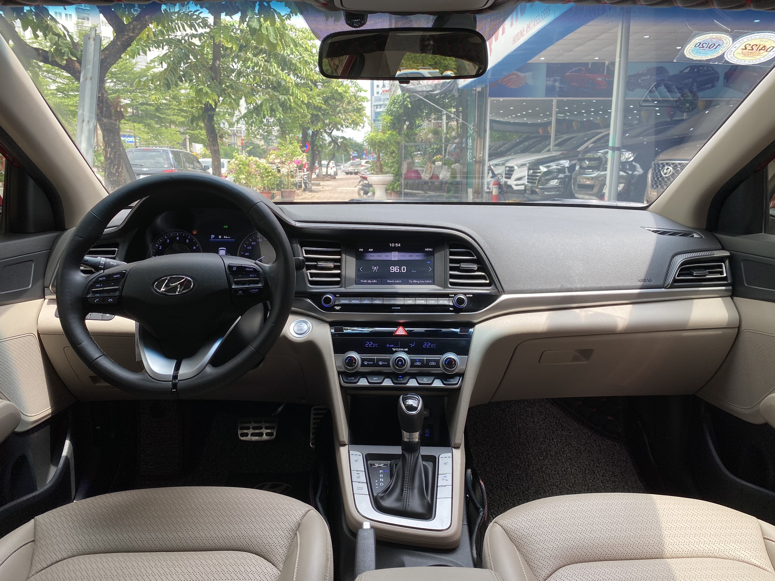Hyundai Elantra 2.0AT 2019 - 6