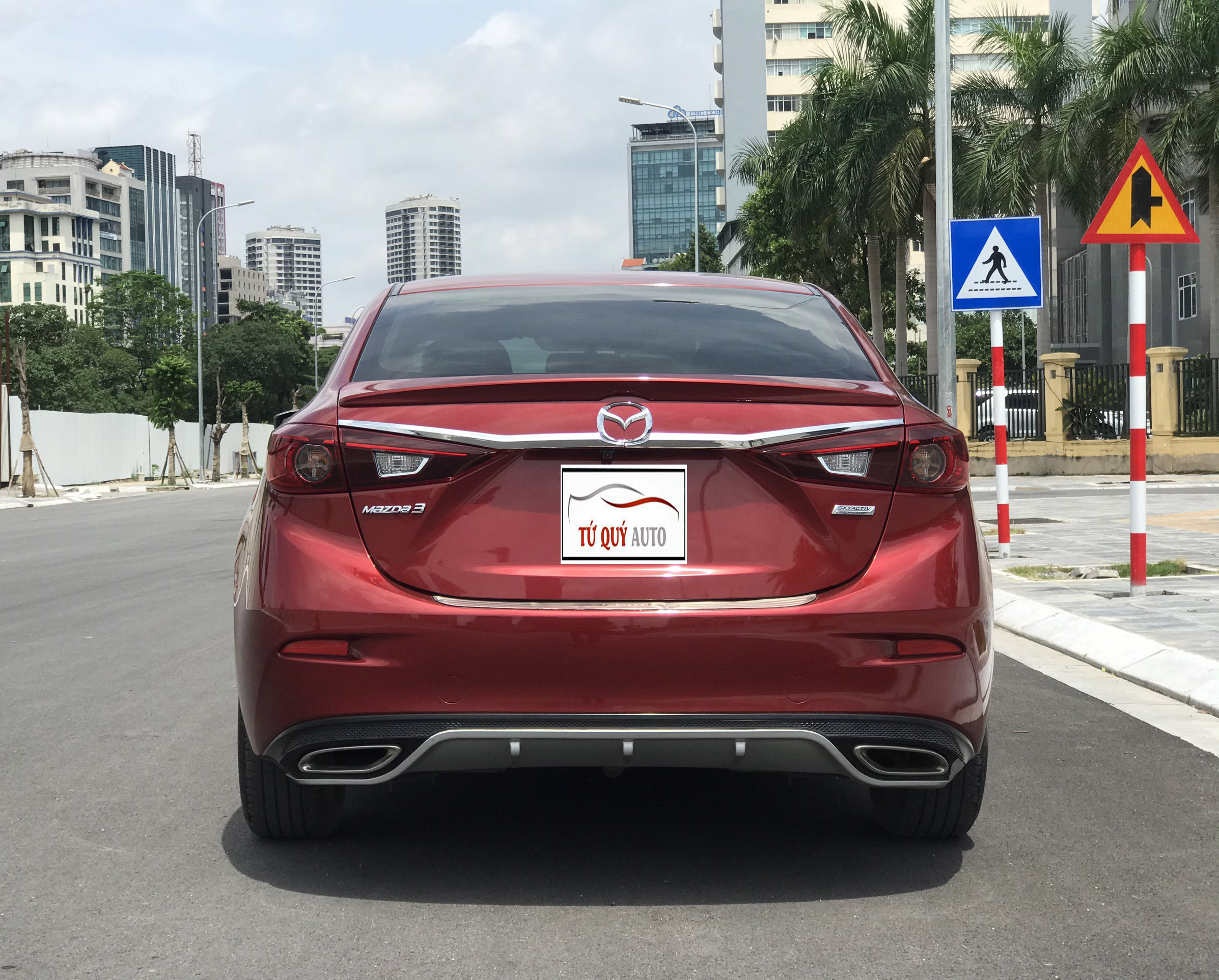 Mazda 3 Sedan 2017 - 2