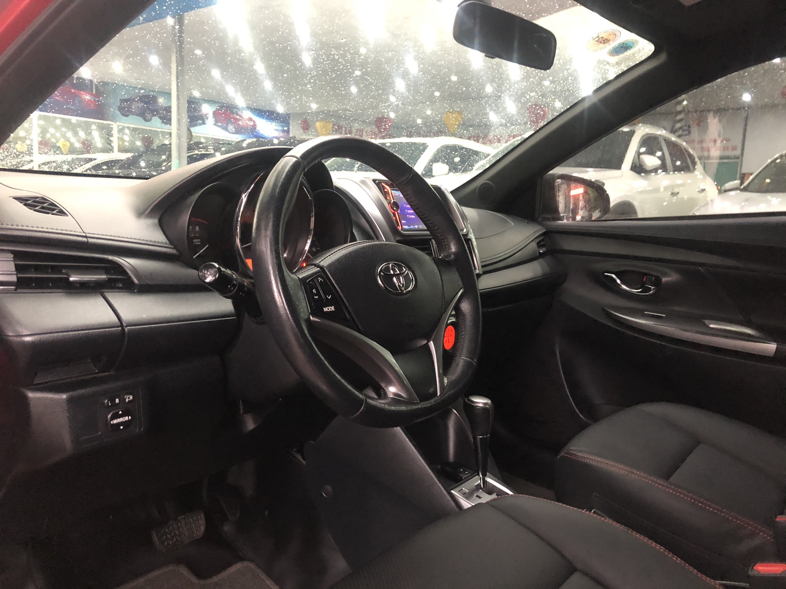 Toyota Yaris 1.3G 2014 - 8