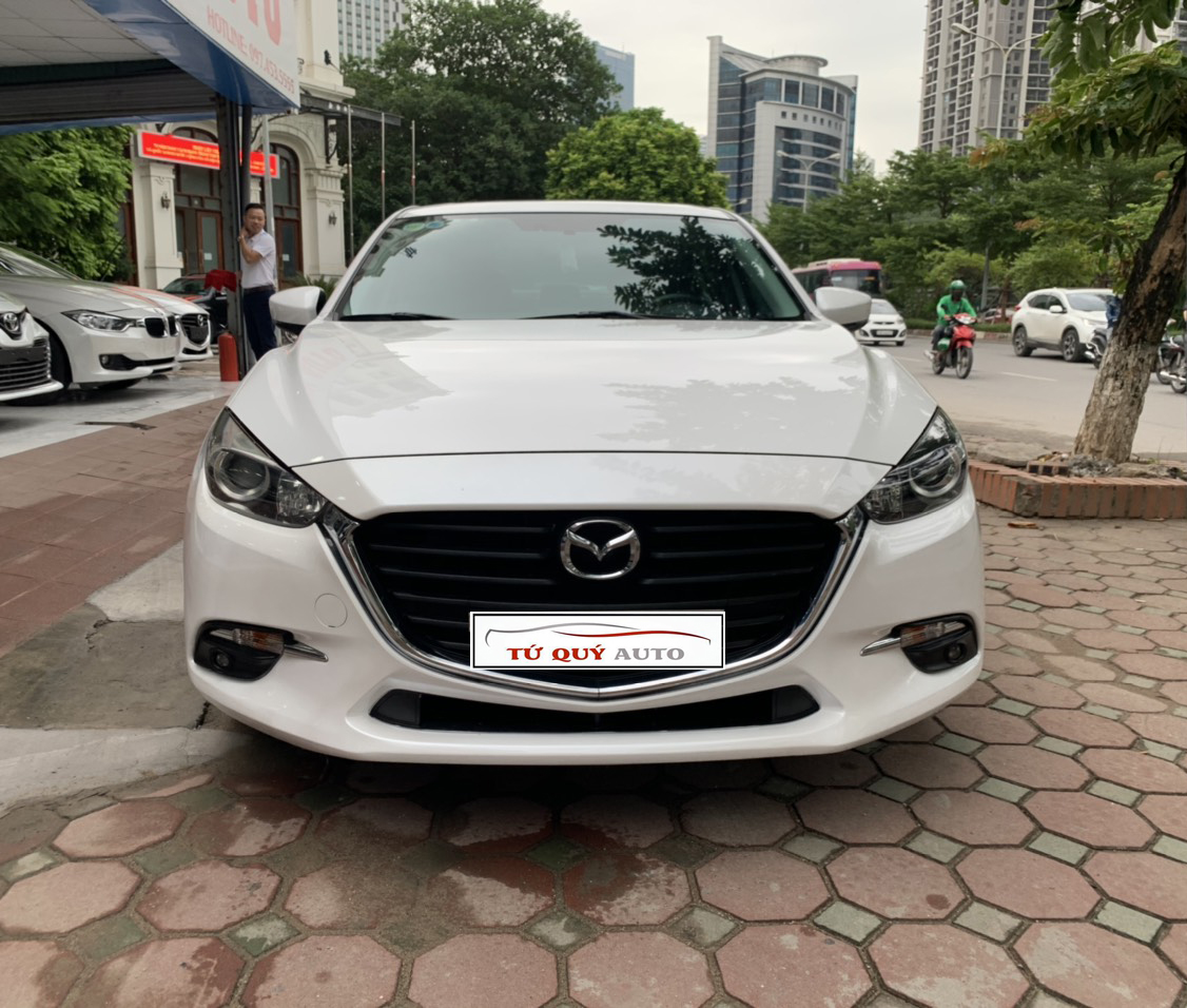 Xe Mazda 3 1.5AT Facelift 2017 - Trắng