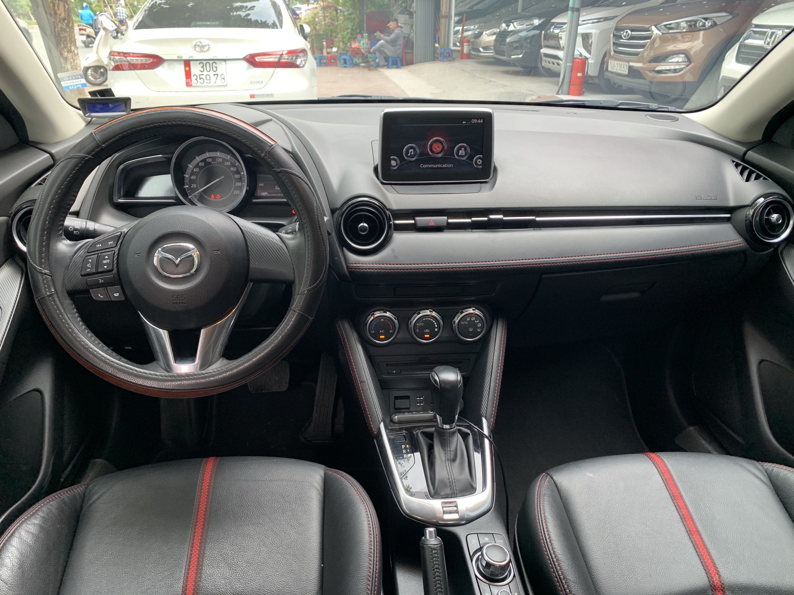 Mazda 2 Sedan 2016 - 6
