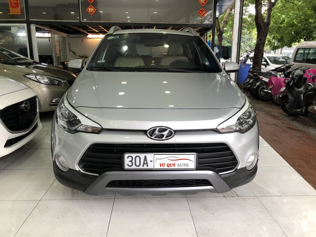 Hyundai i20 Guide  Price Features Compared to the i10  More