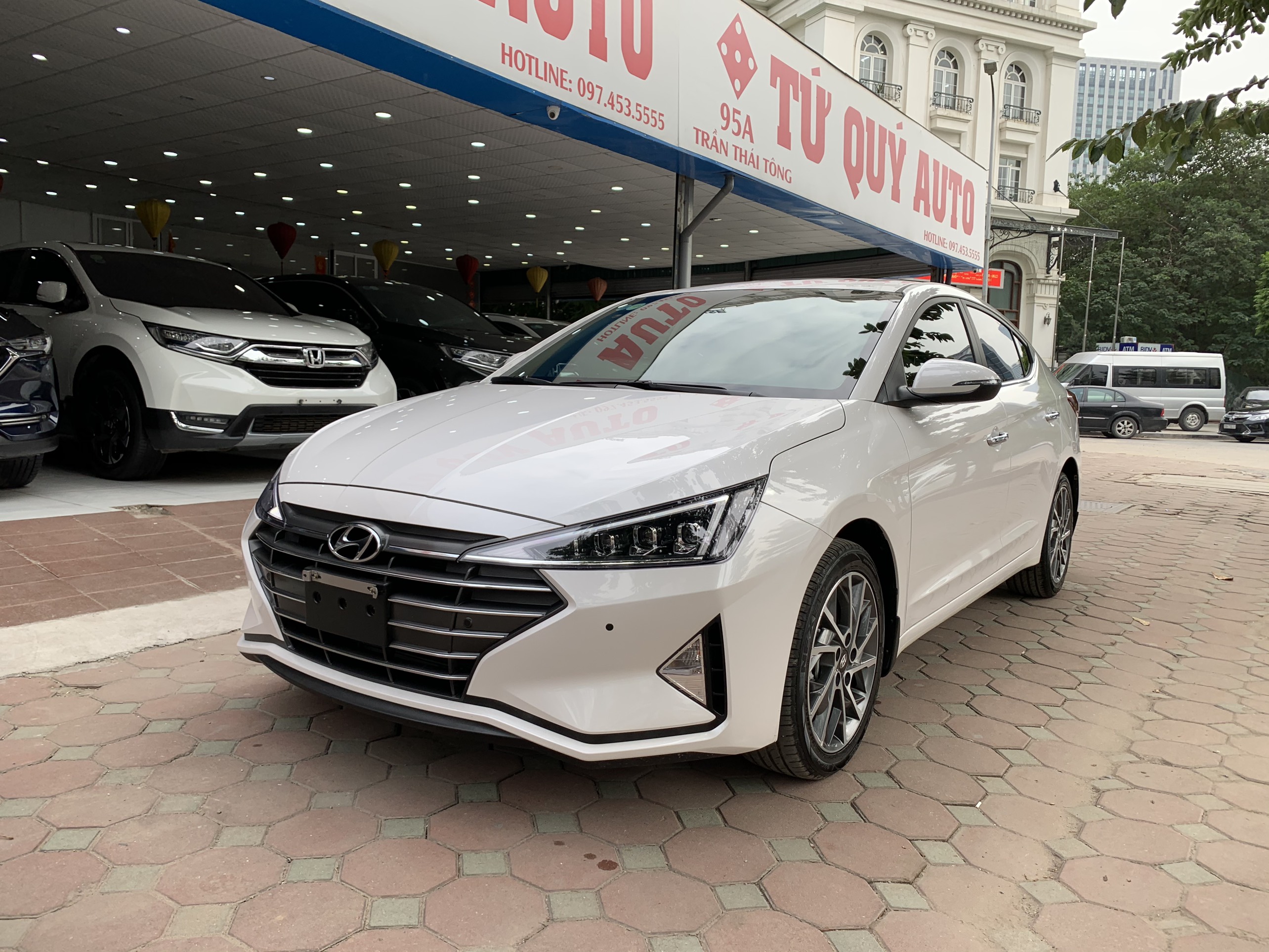 Hyundai Elantra 2.0AT 2020 - 3