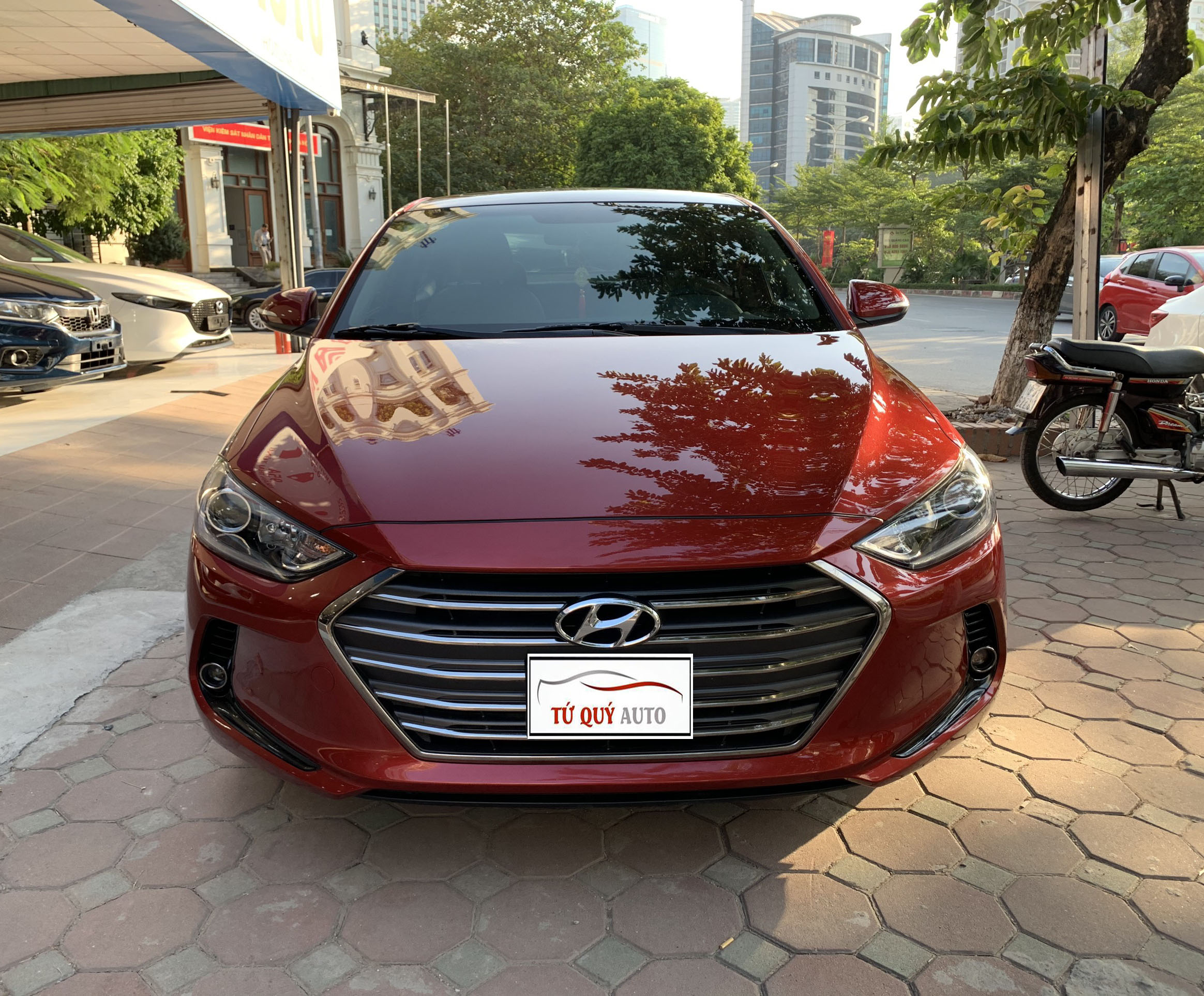 Hyundai Elantra 2019 có gì thay đổi so với phiên bản cũ  Blog Xe Hơi  Carmudi