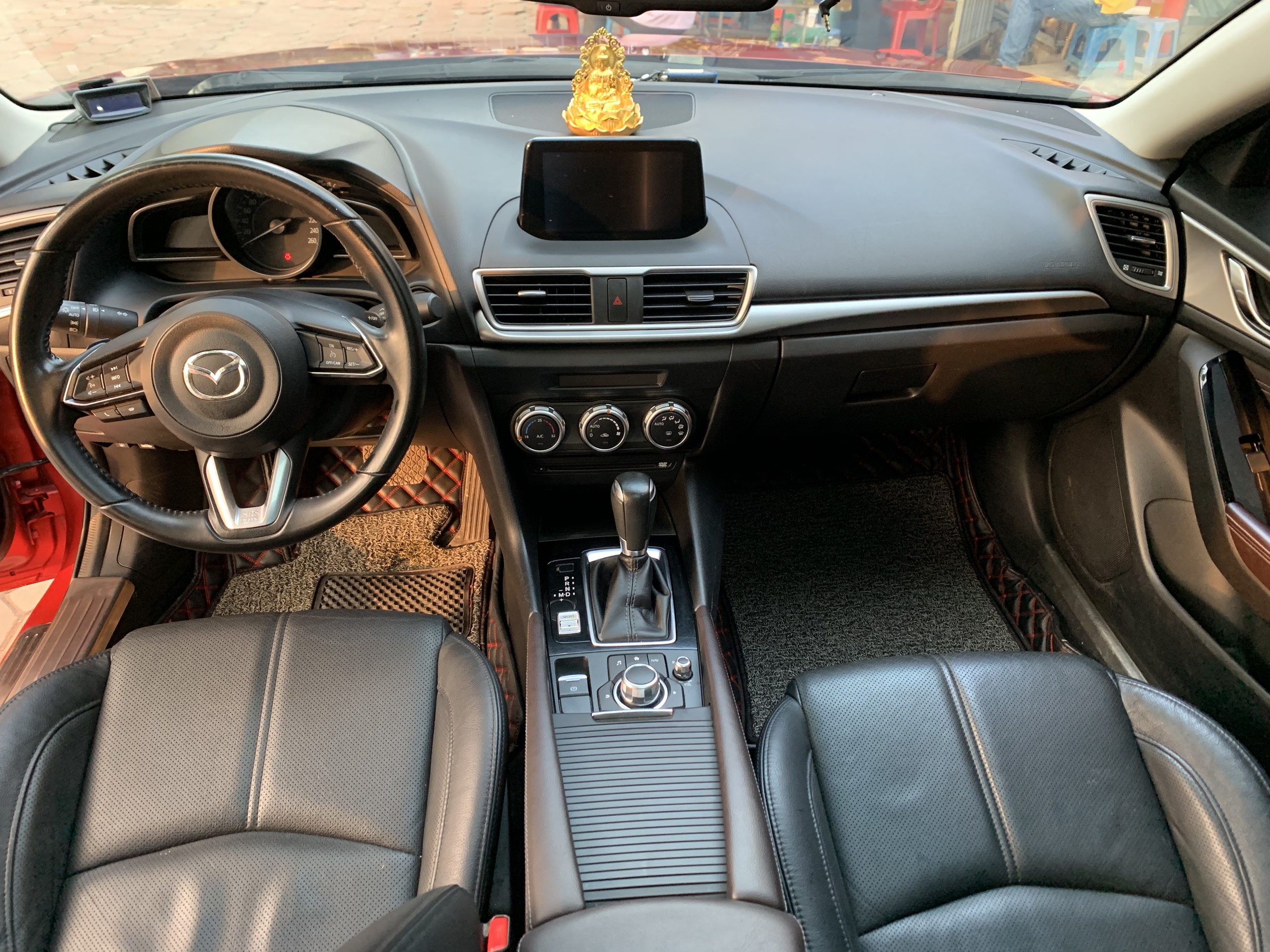Mazda 3 Sedan 2018 - 8