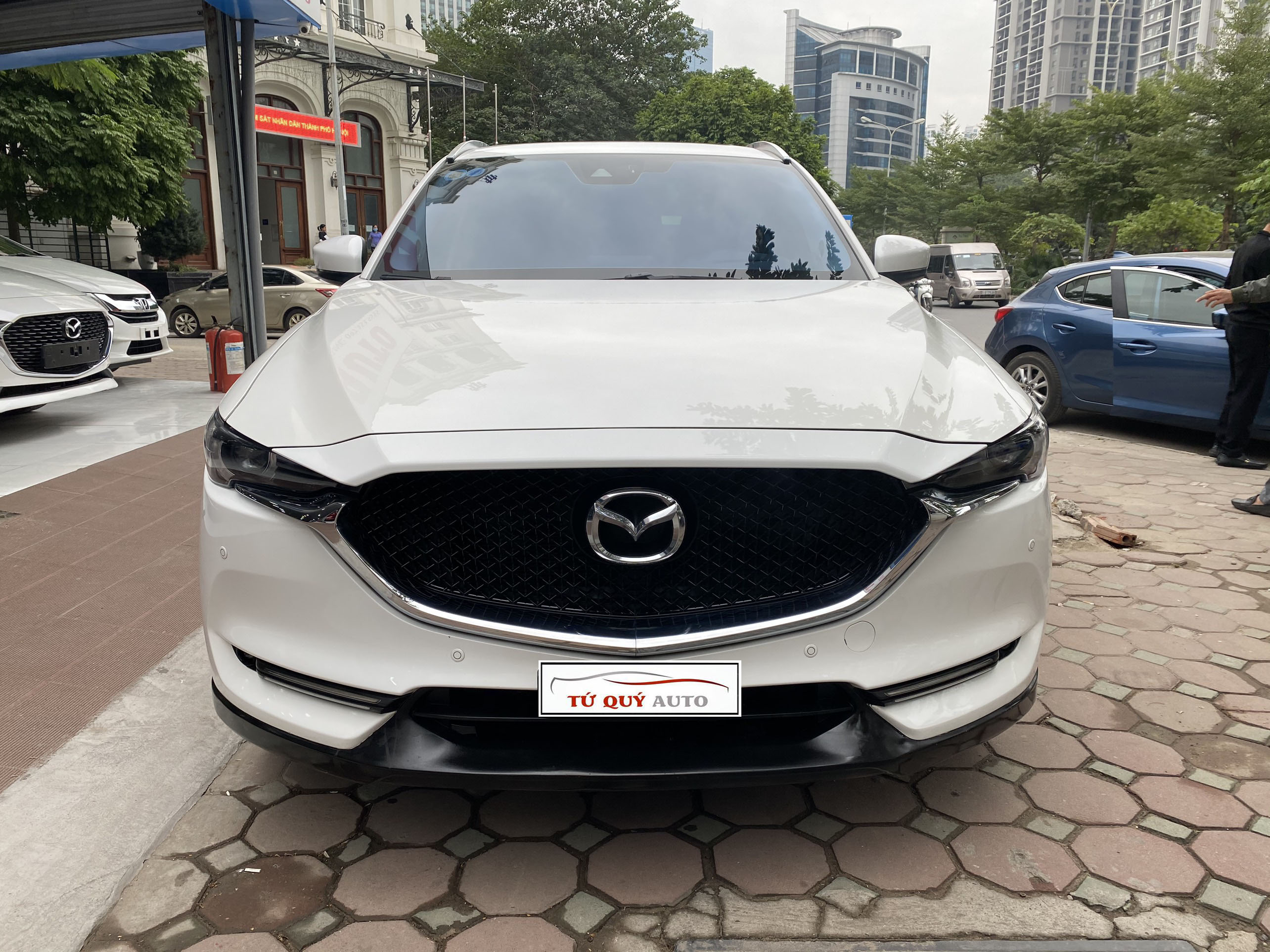 Xe Mazda CX5 2.5AT 2018 - Trắng
