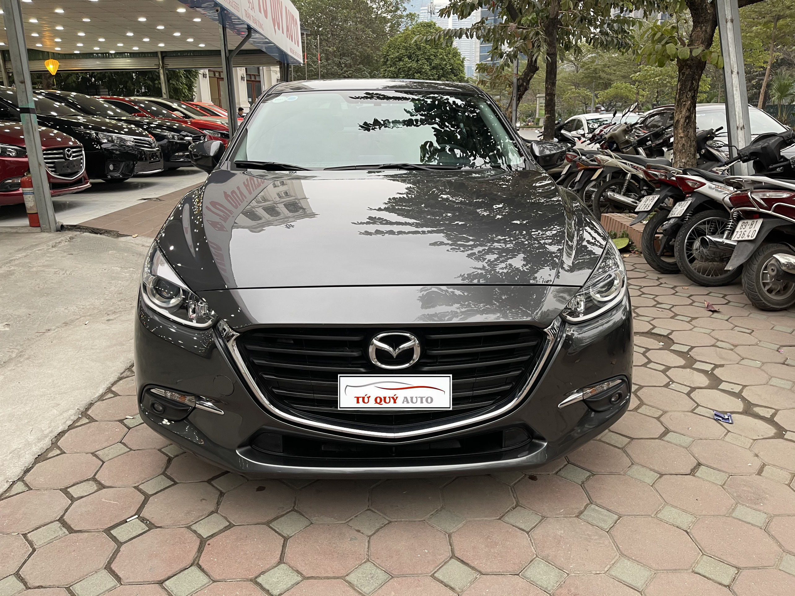Xe Mazda 3 1.5AT 2018 - Xám Grey