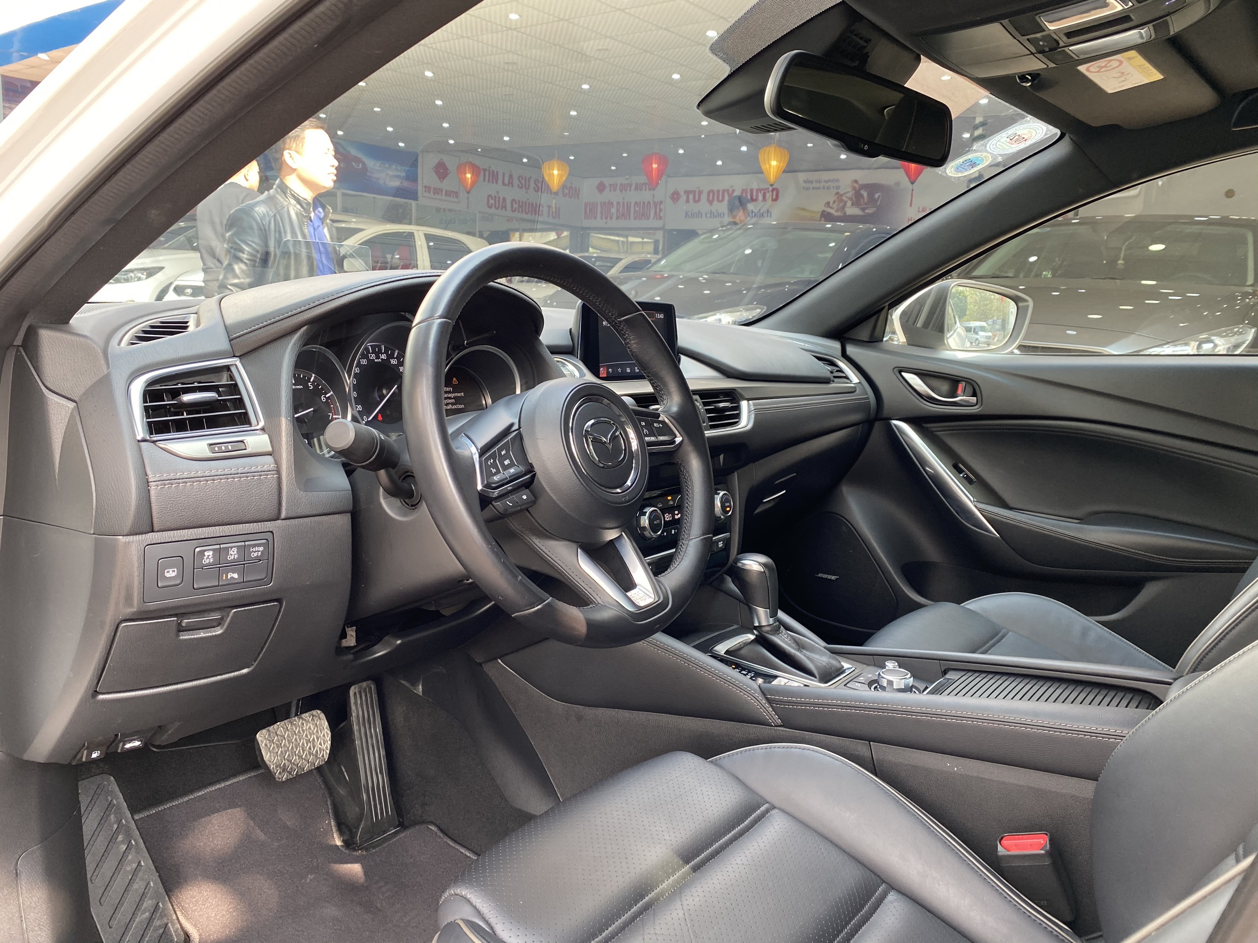 Mazda 6 Premium 2.5AT 2018 - 8