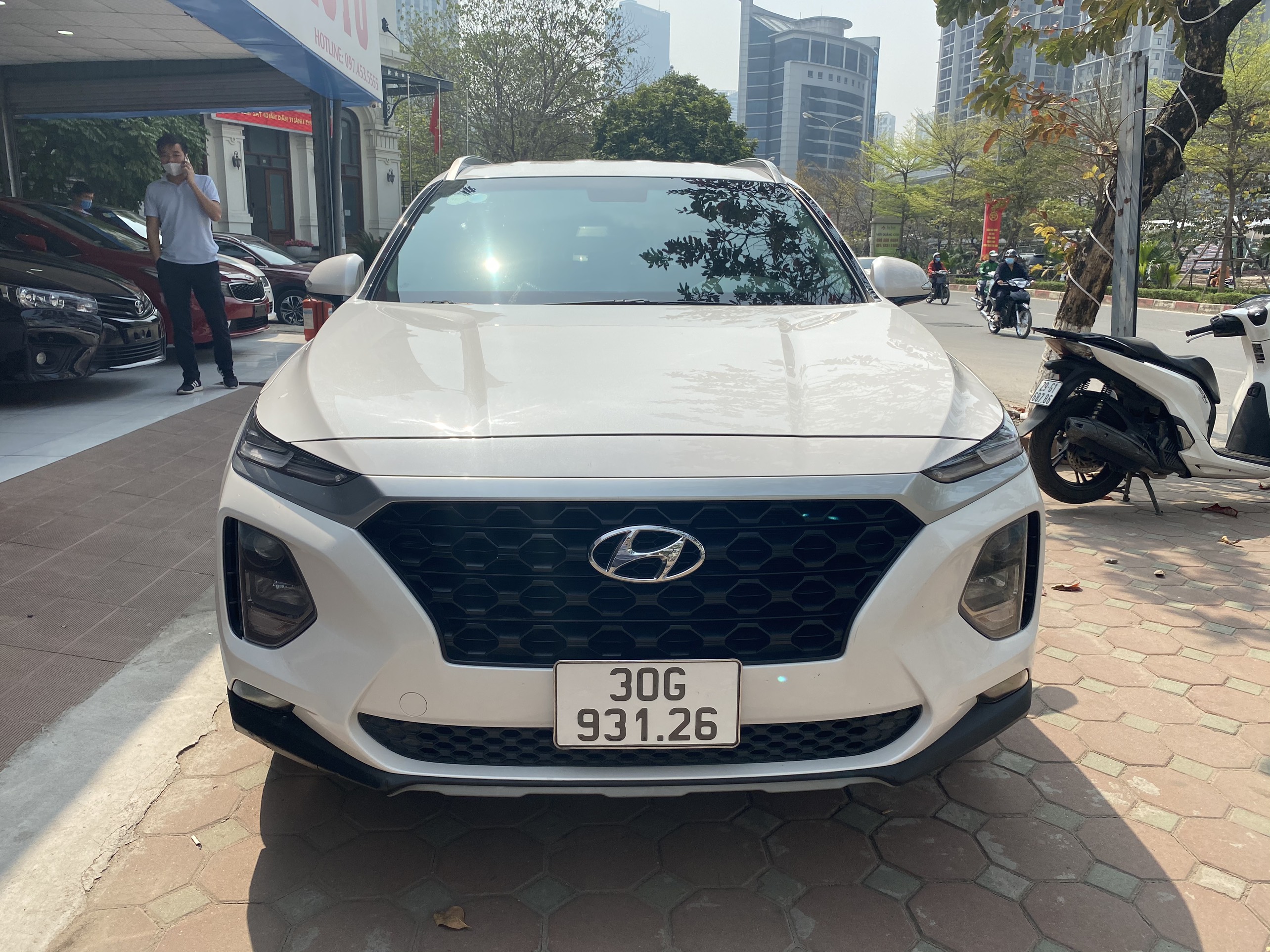 Xe Hyundai SantaFe 2.4AT 2019 - Trắng
