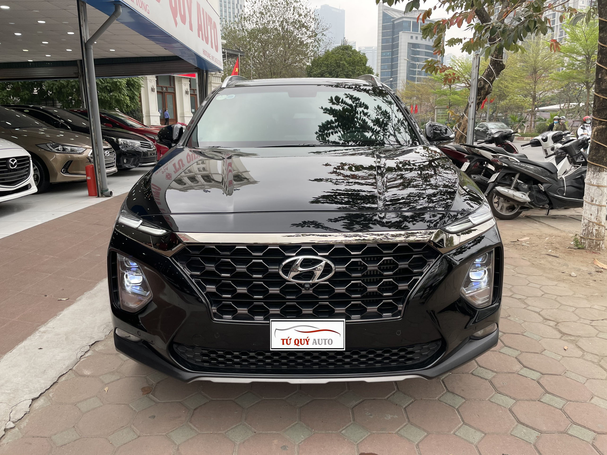 Xe Hyundai SantaFe Premium 2.2CRDi 2019 - Đen