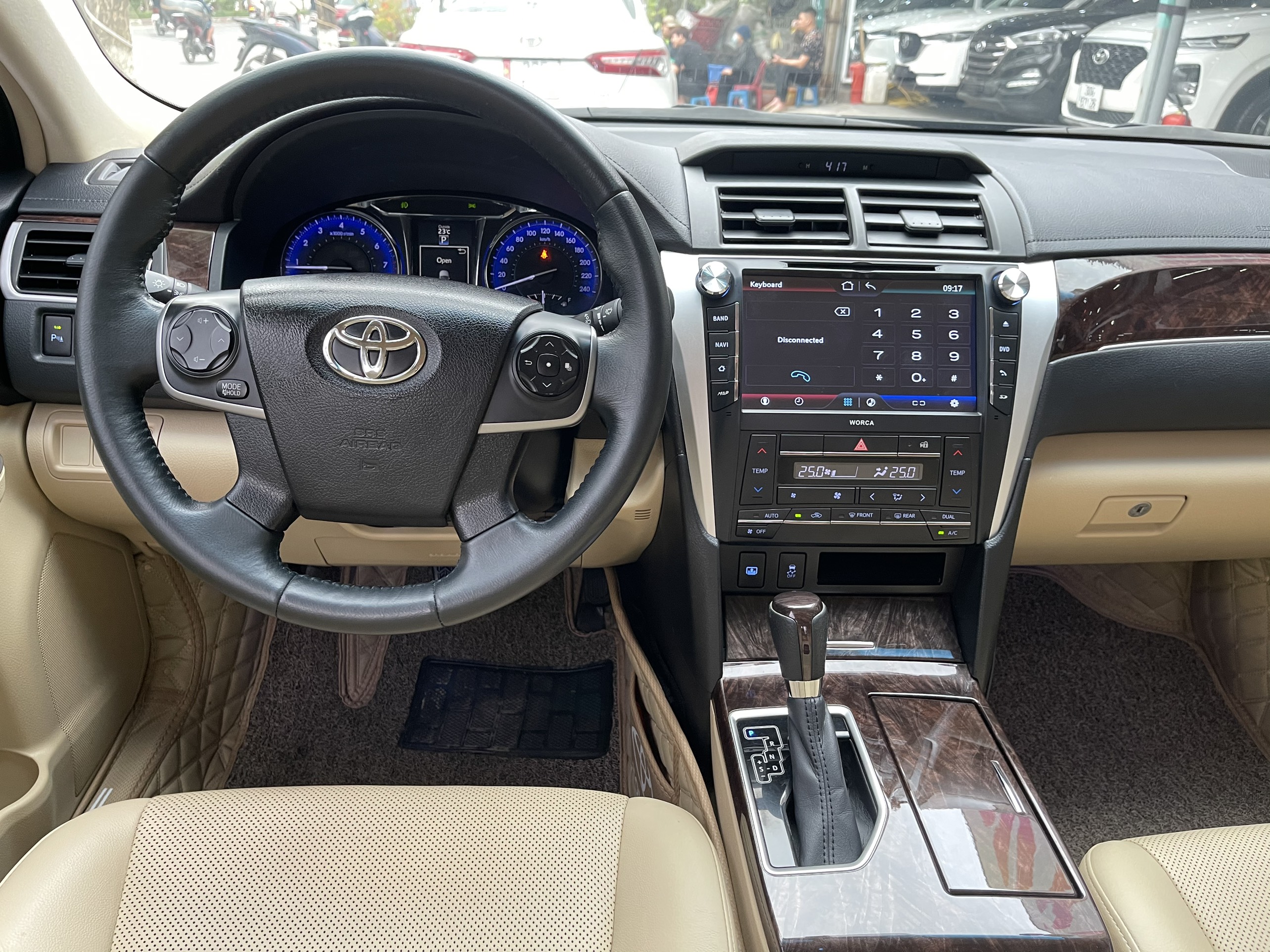 Toyota Camry 2.0E 2017 - 7