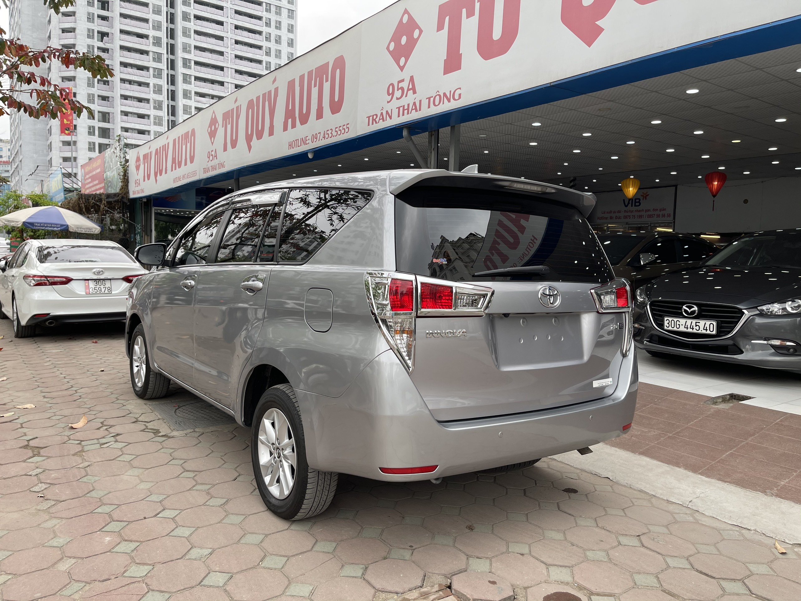 Toyota Innova 2.0E 2018 - 4