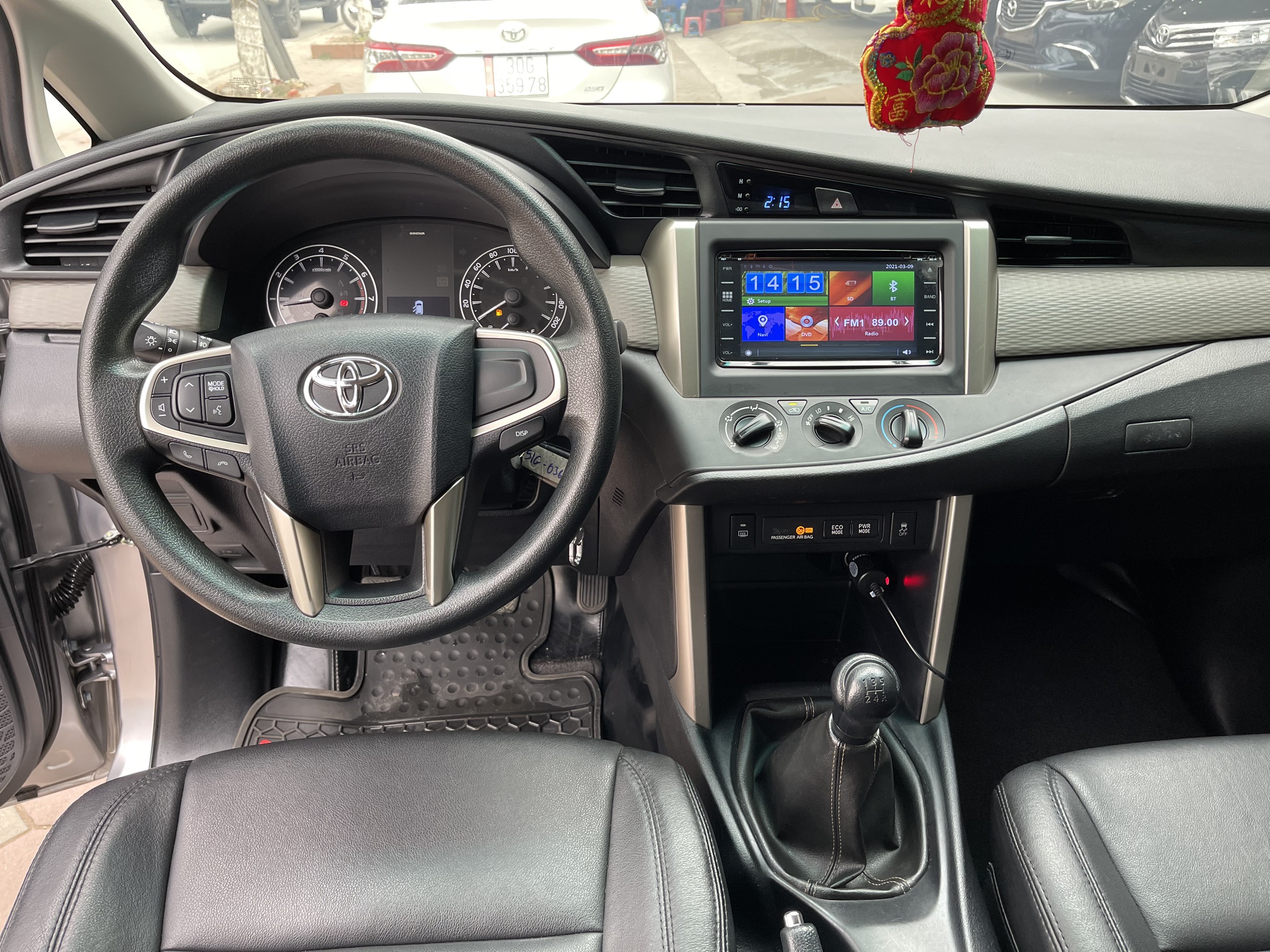 Toyota Innova 2.0E 2018 - 7