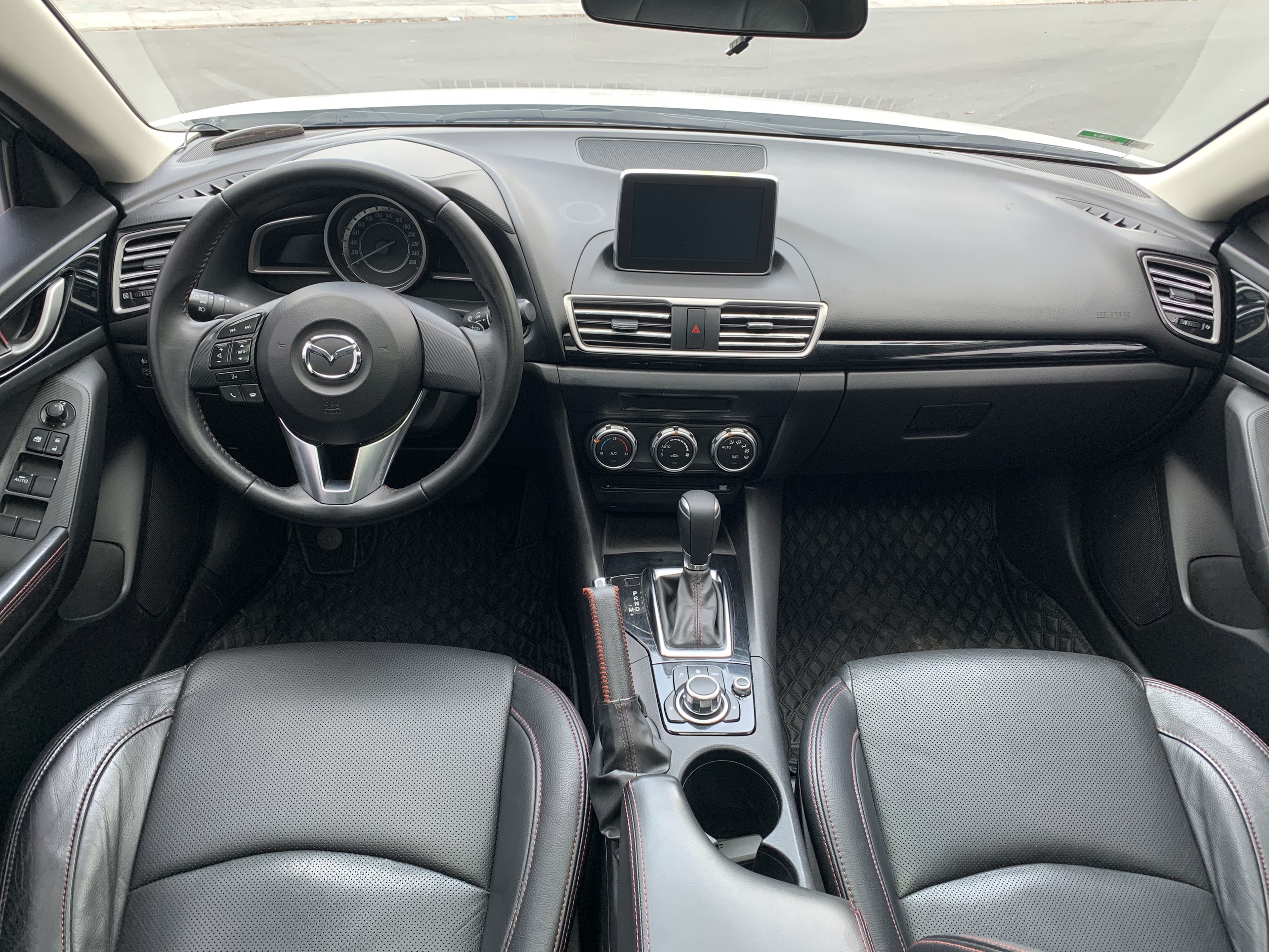 Mazda 3 Sedan 2017 - 6