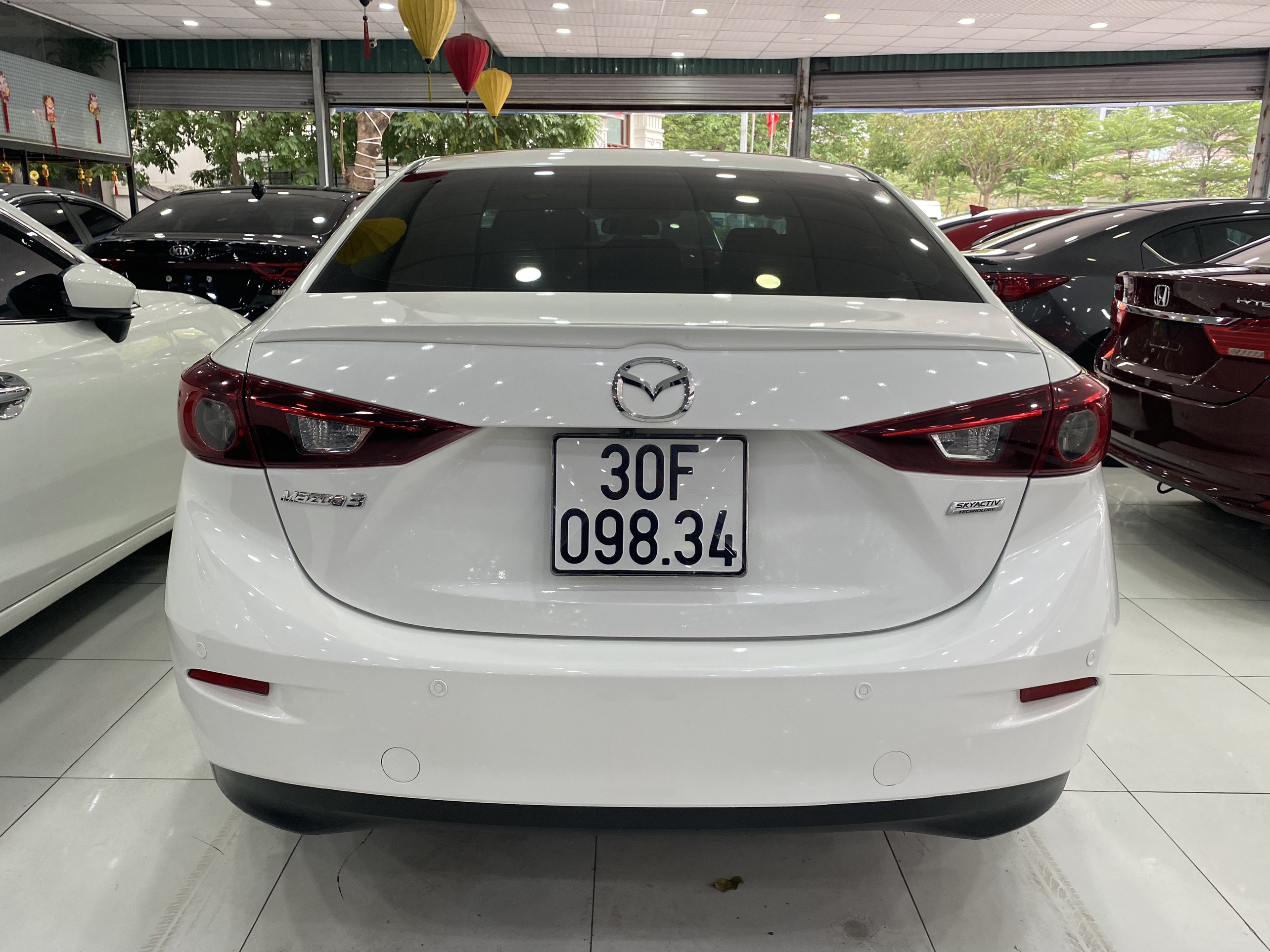 Mazda 3 Sedan 2016 - 2