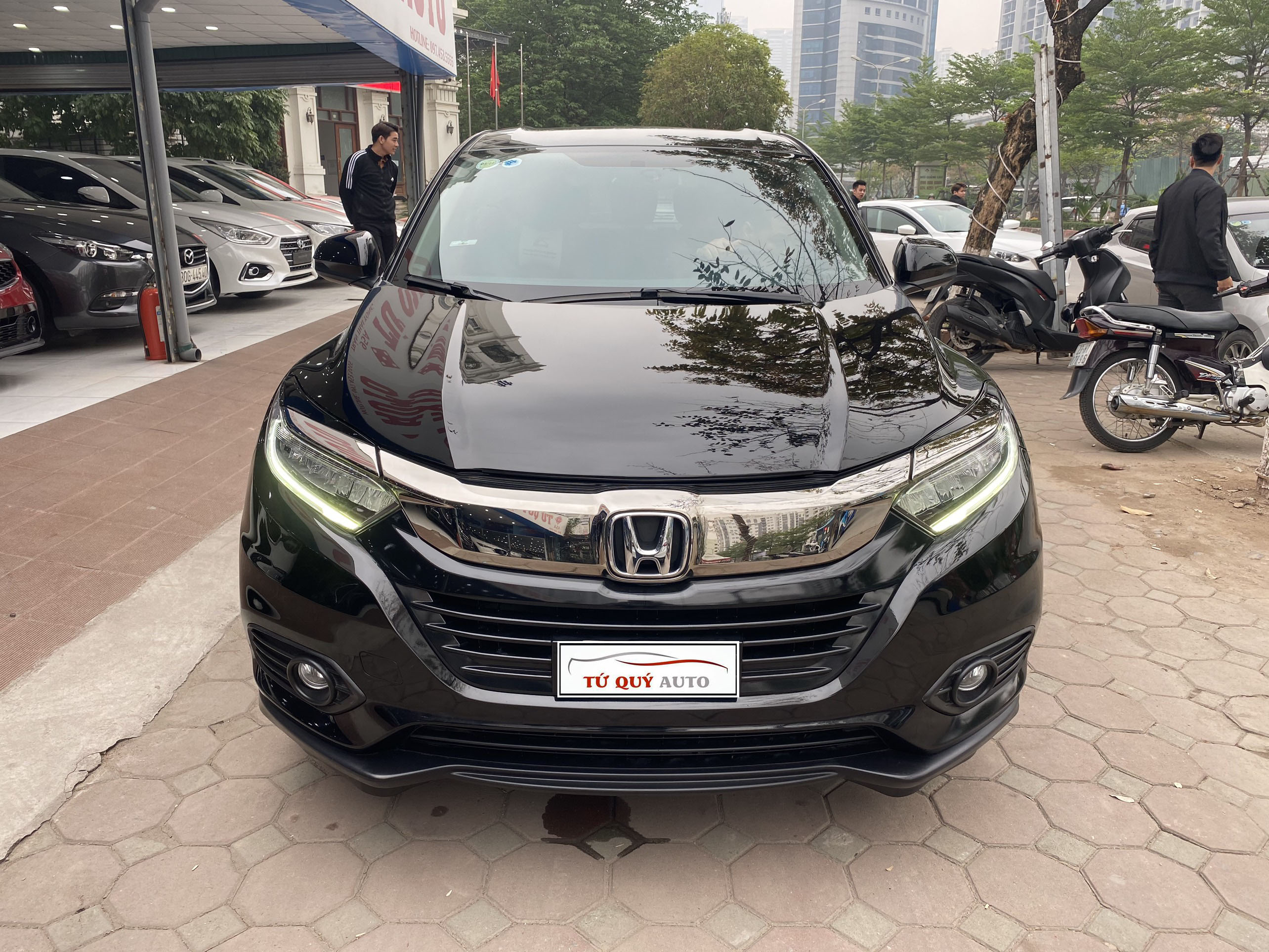 Xe Honda HRV 1.8G 2019 - Đen