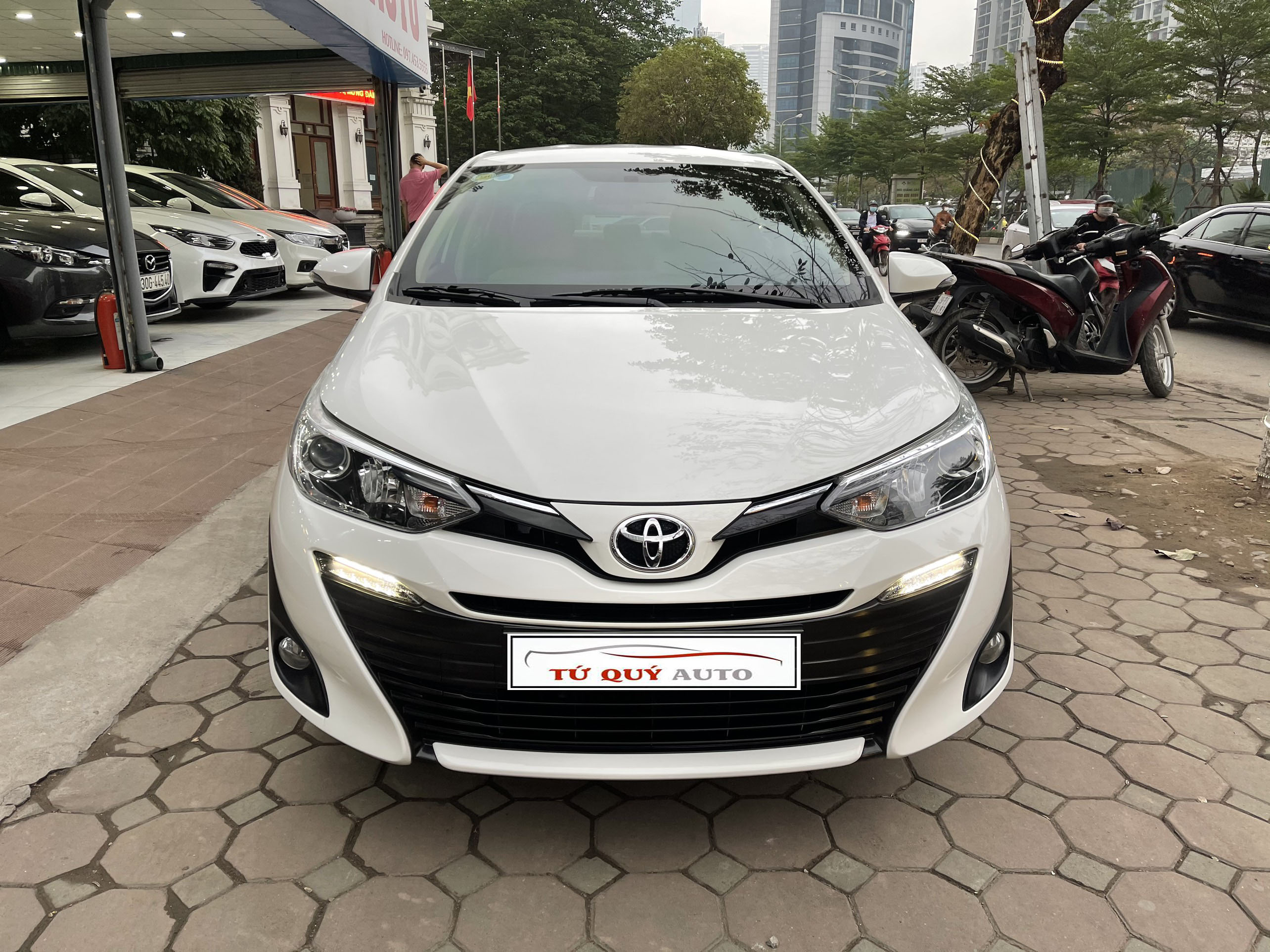 Xe Toyota Vios 1.5G 2019 - Trắng