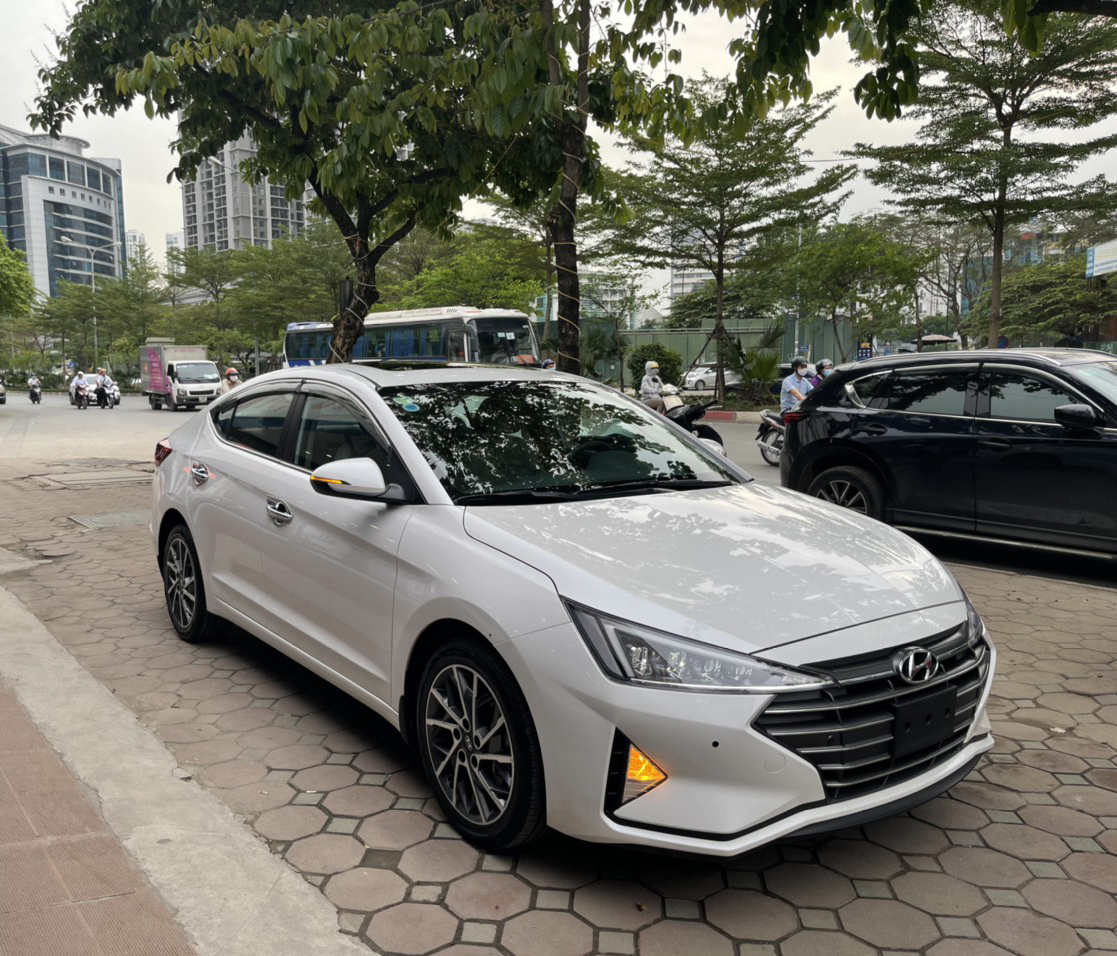 Hyundai Elantra 2.0AT 2020 - 5
